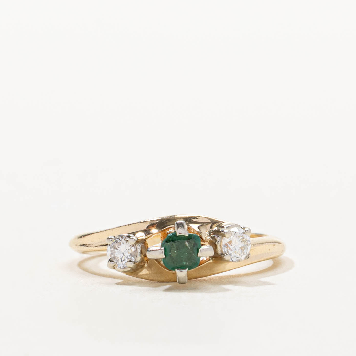 ‘Birks’ 14k Three Stone Green Glass & Diamond Ring | 0.10ct, 0.14ctw | SZ 4