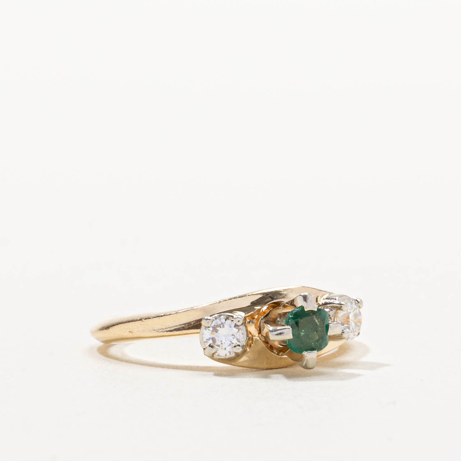 ‘Birks’ 14k Three Stone Green Glass & Diamond Ring | 0.10ct, 0.14ctw | SZ 4