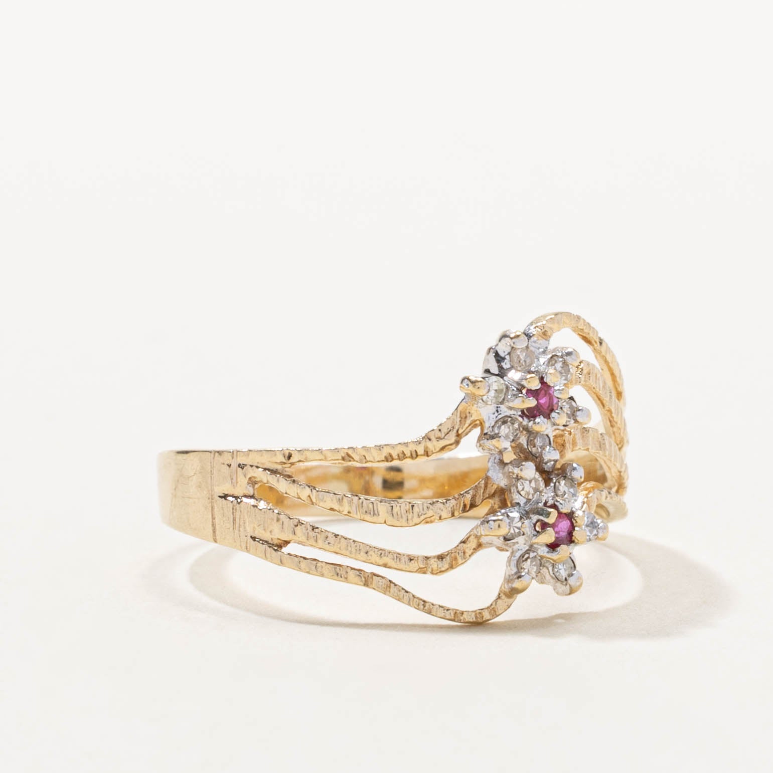 10k Ruby & Diamond Cluster Wave Ring | 0.04ctw, 0.06ctw | SZ 8