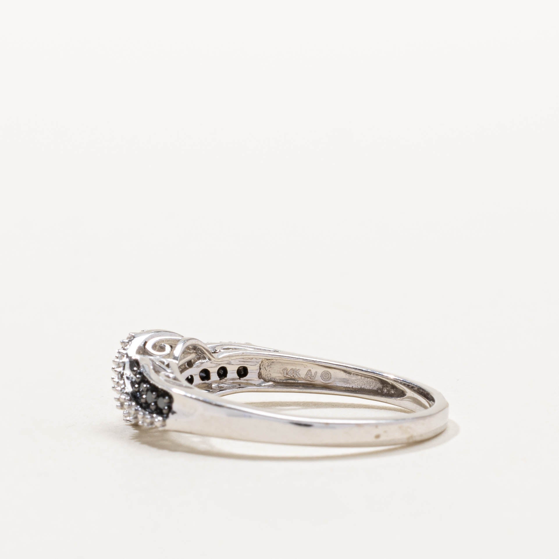 14k Black & White Diamond Twisted Ring | 0.22ctw | SZ 6.25