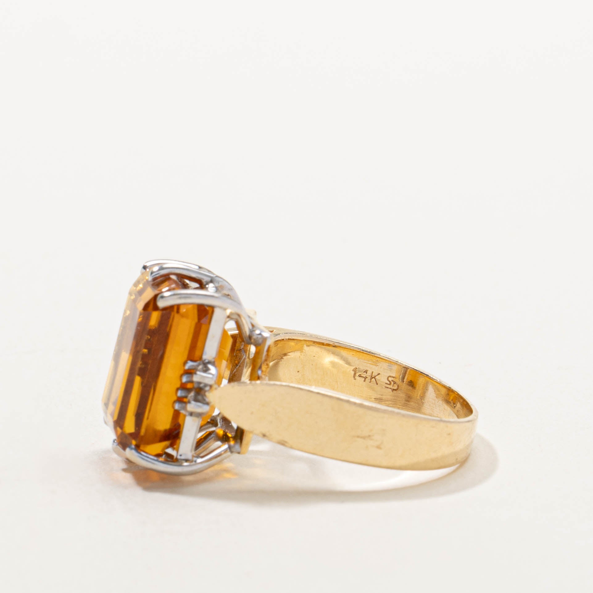 14k Citrine & Diamond Accented Ring | 6.00ct, 0.06ctw | SZ 5