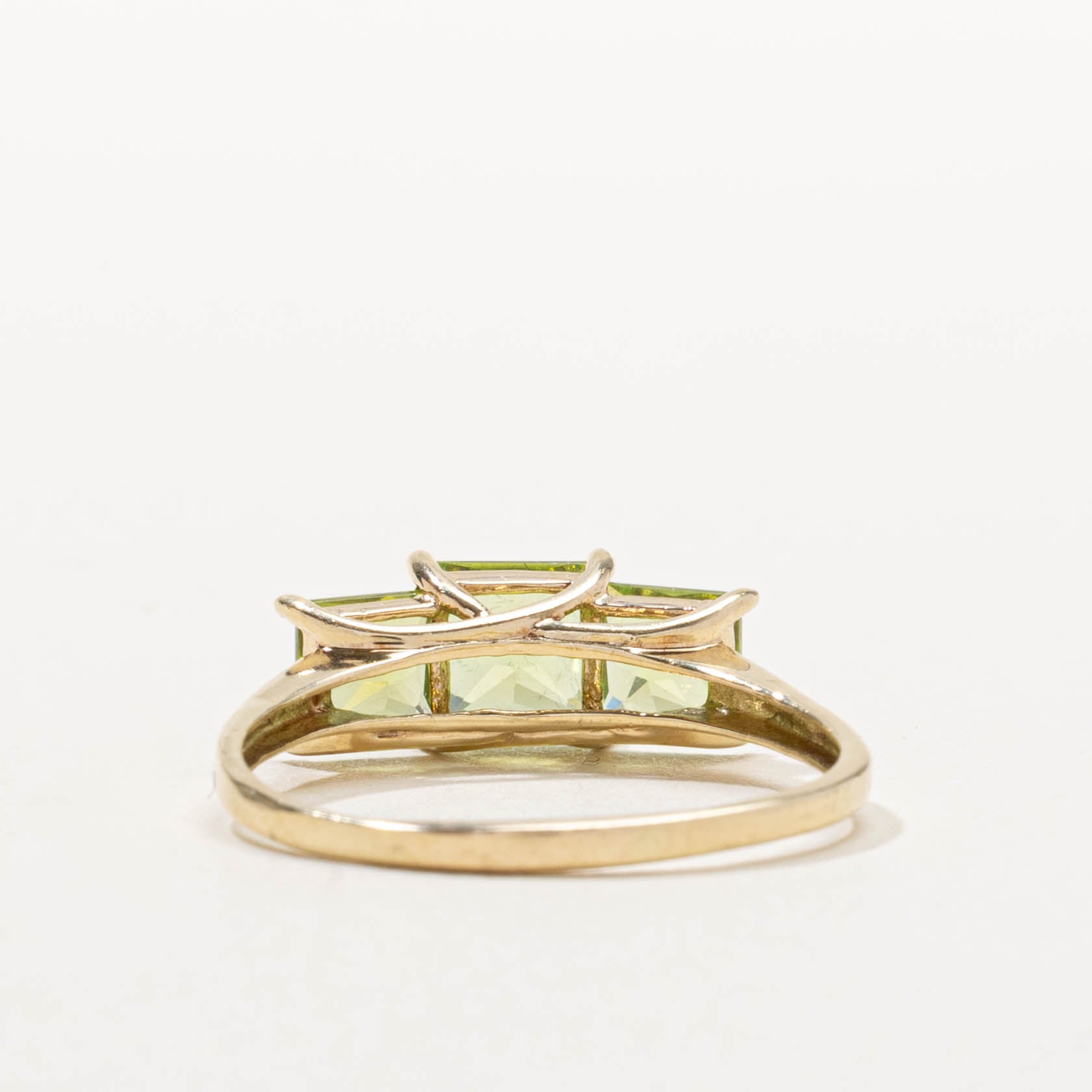 10k Three Stone Peridot Ring | 2.35ctw | SZ 10.25