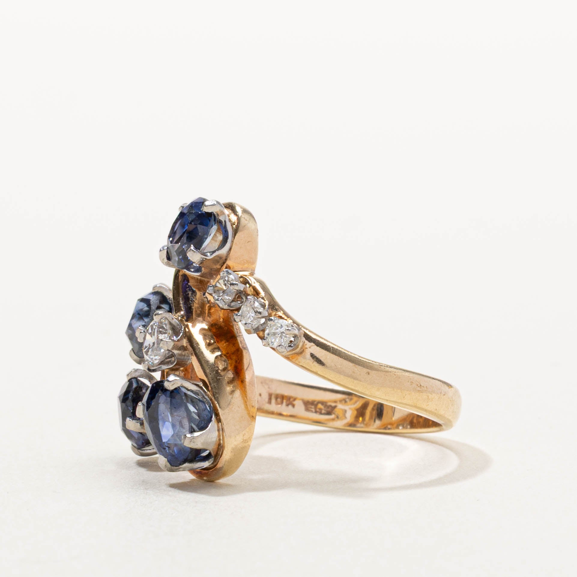 10k Sapphire & Diamond Cluster Cocktail Ring | 3.78ctw, 0.32ctw | SZ 6.75
