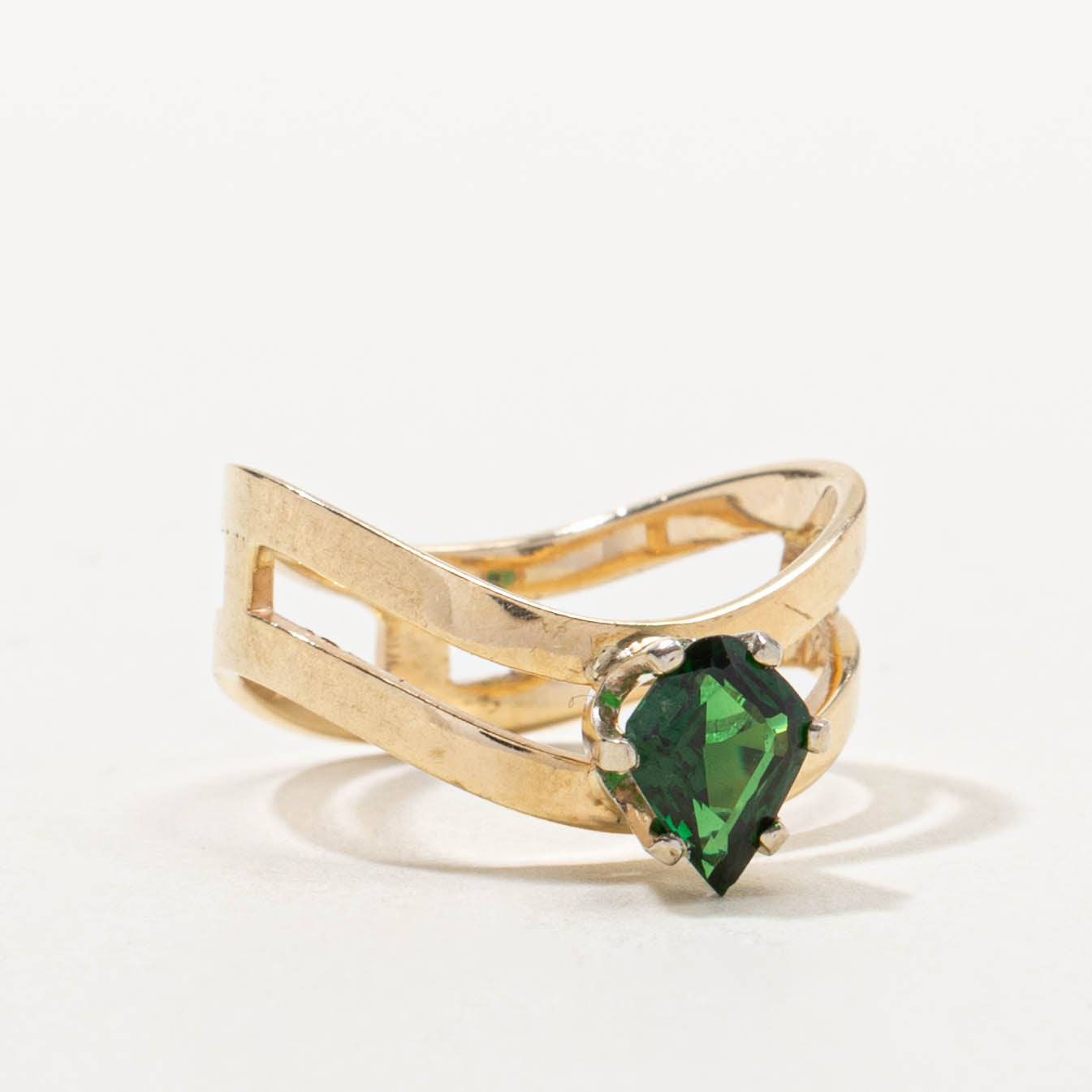 14k Tsavorite Garnet Split Wave Ring | 0.75ct | SZ 5