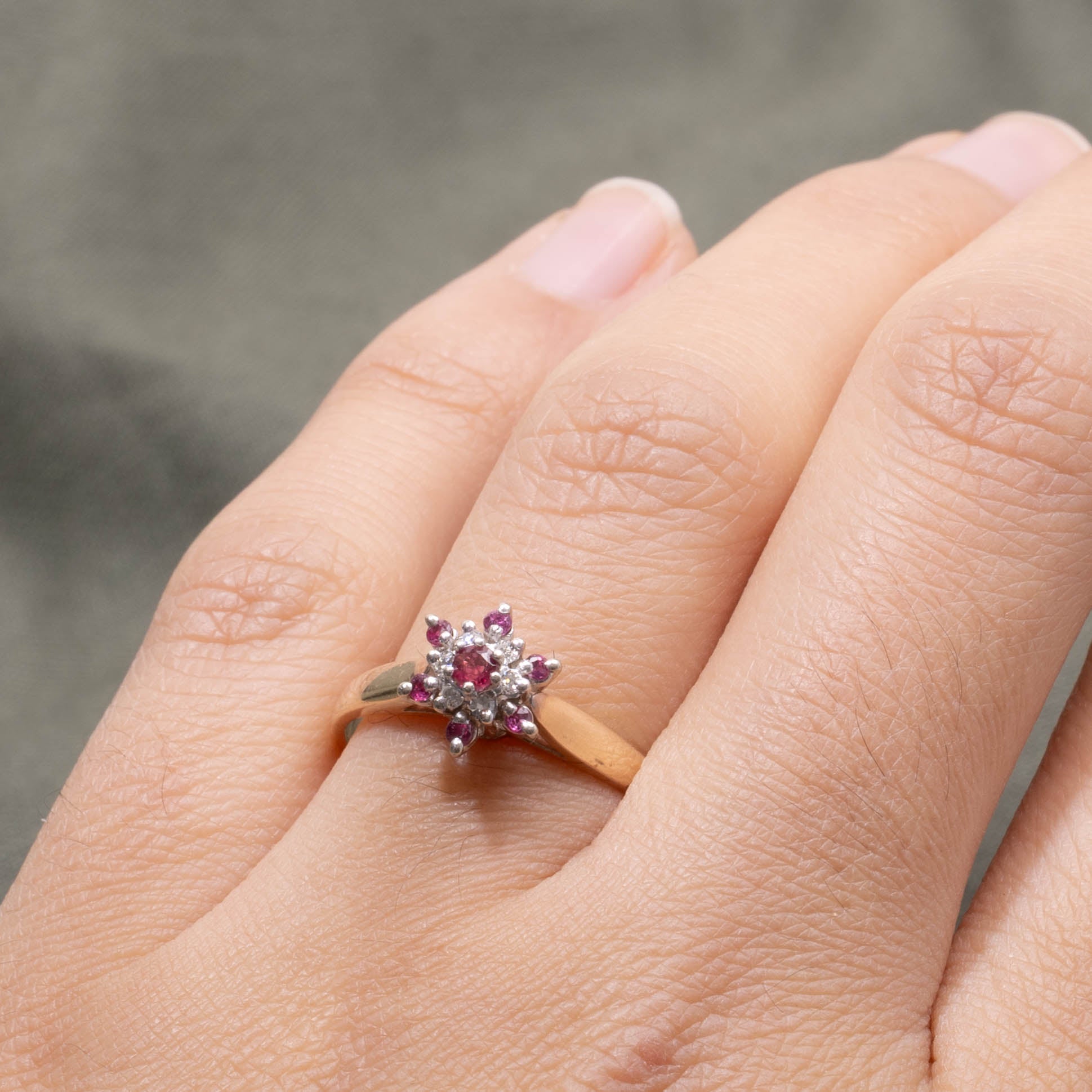 10k Ruby & Diamond Floral Cluster Ring | 0.15ctw, 0.06ctw | SZ 7.5