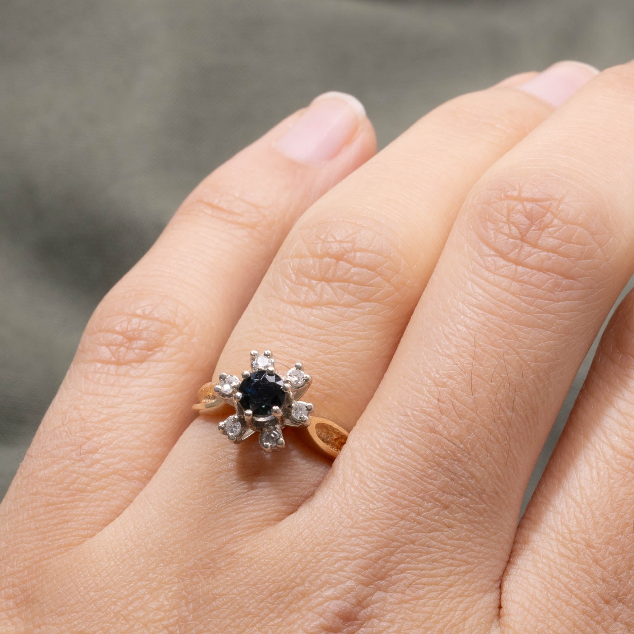 14k Sapphire & Diamond Petal Ring | 0.55ct, 0.12ctw | SZ 5