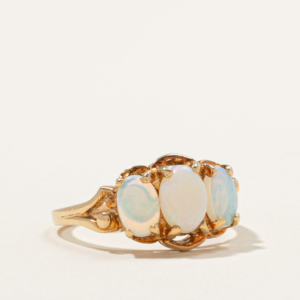 10k Three Stone Opal Openwork Ring | 1.00ctw | SZ 6