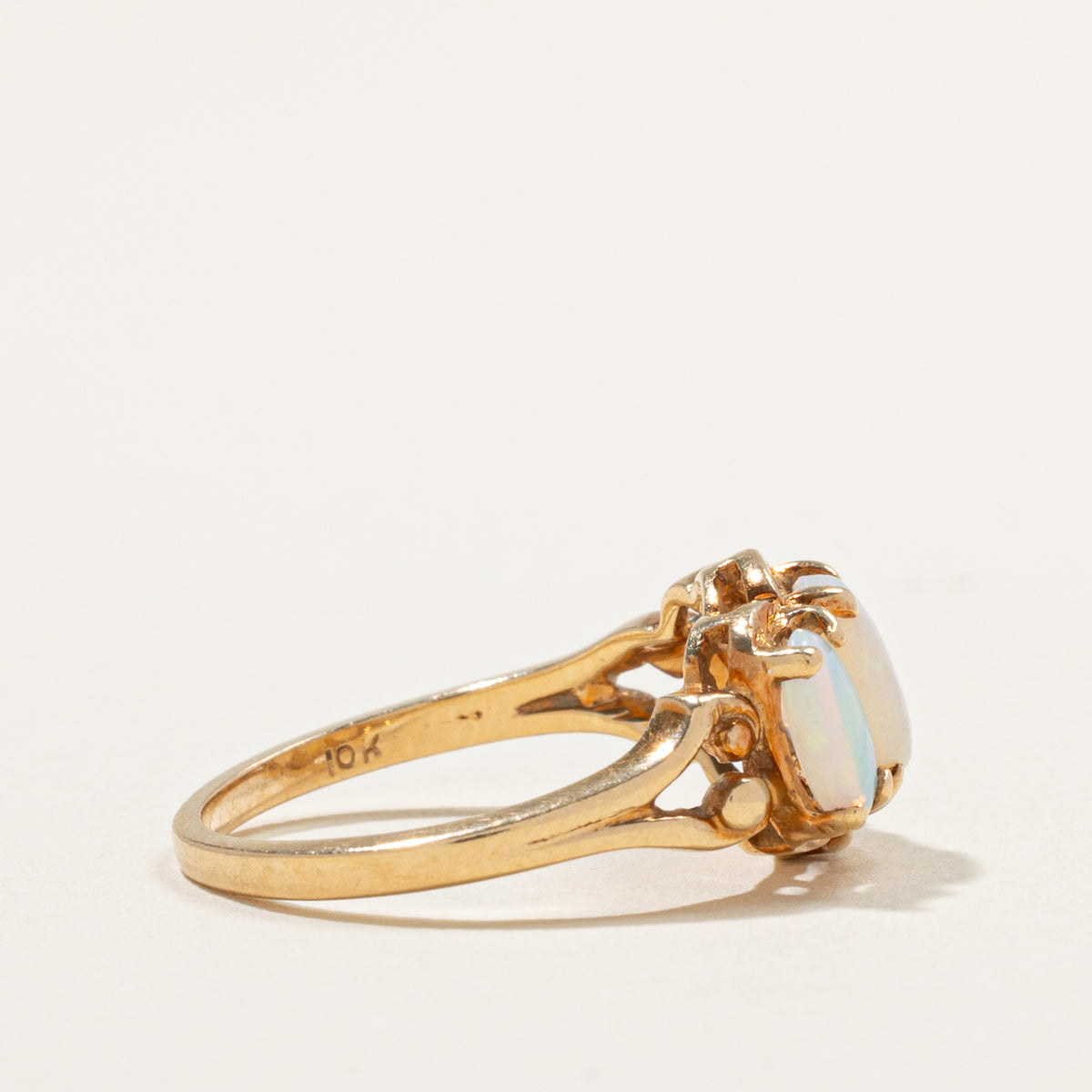 10k Three Stone Opal Openwork Ring | 1.00ctw | SZ 6