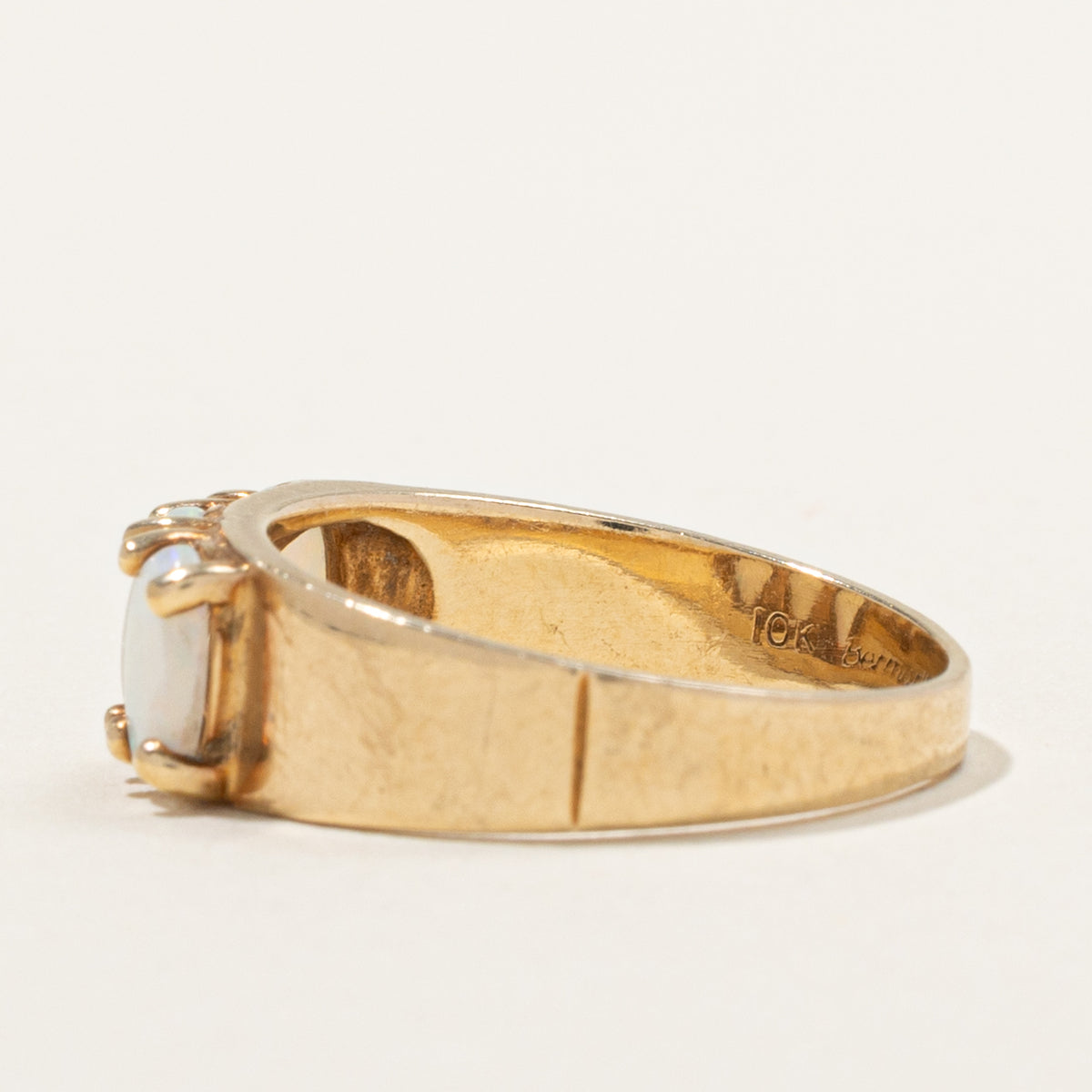 10k Three Stone Opal Ring | 0.90ctw | SZ 7