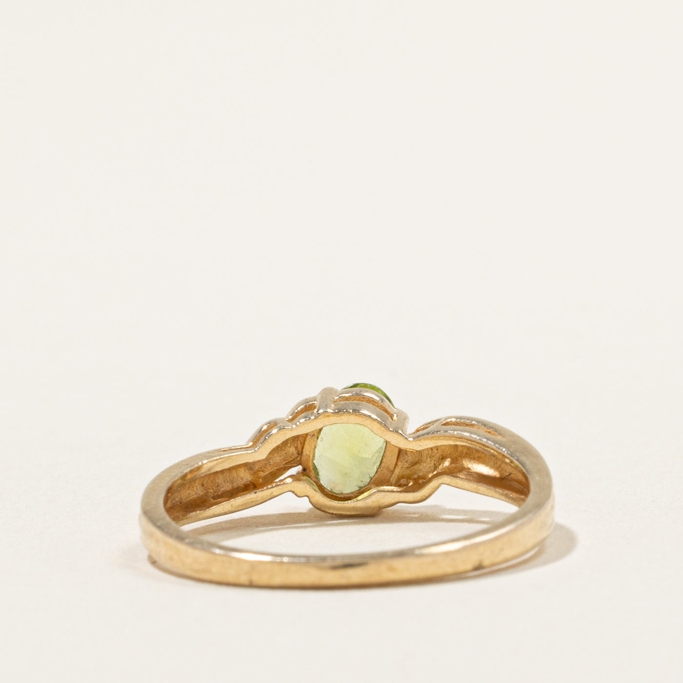 10k Solitaire Peridot Grooved Bypass Ring | 0.45ct | SZ 6.5