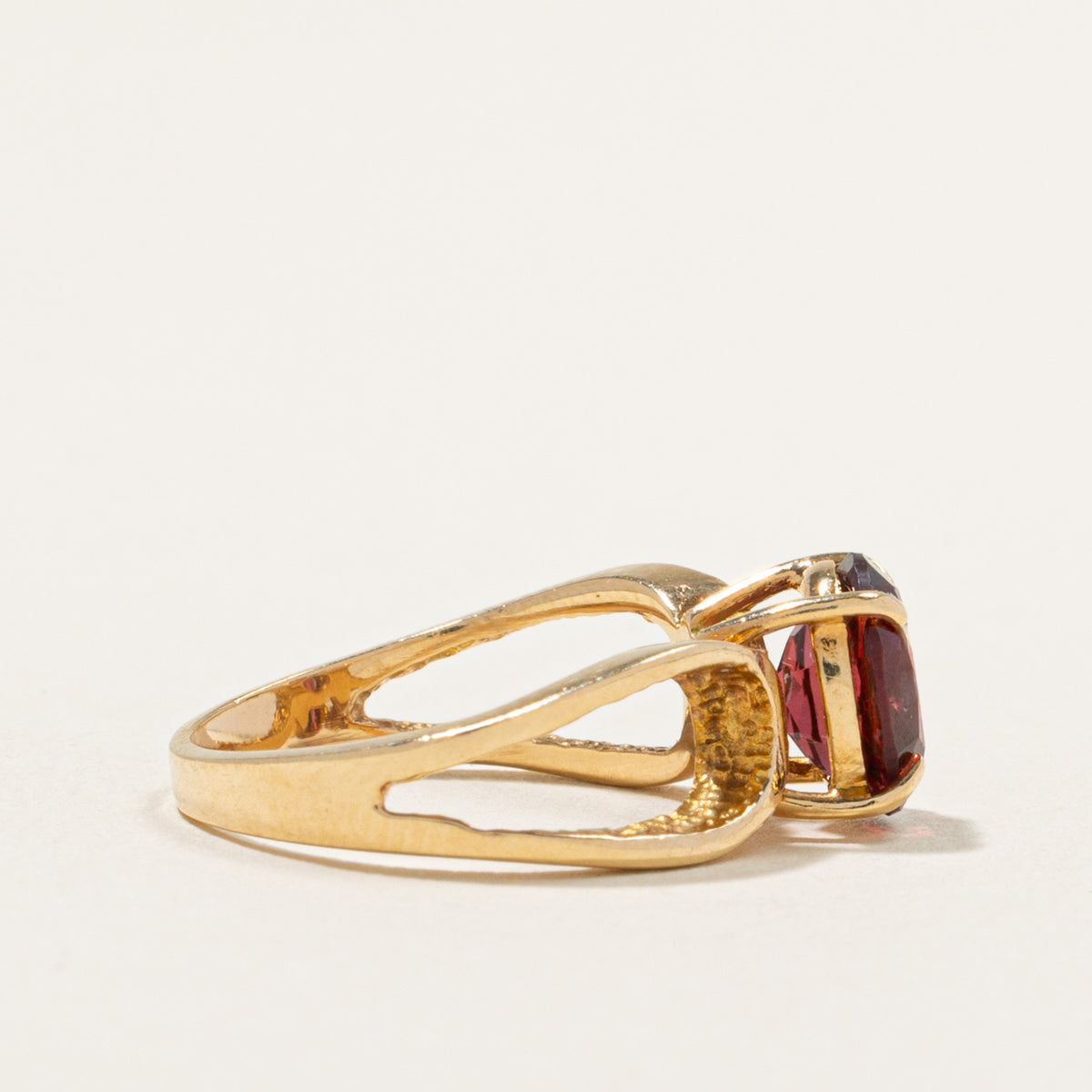14k Solitaire Oval Cut Garnet Open Shank Ring | 2.00ct | SZ 4.25