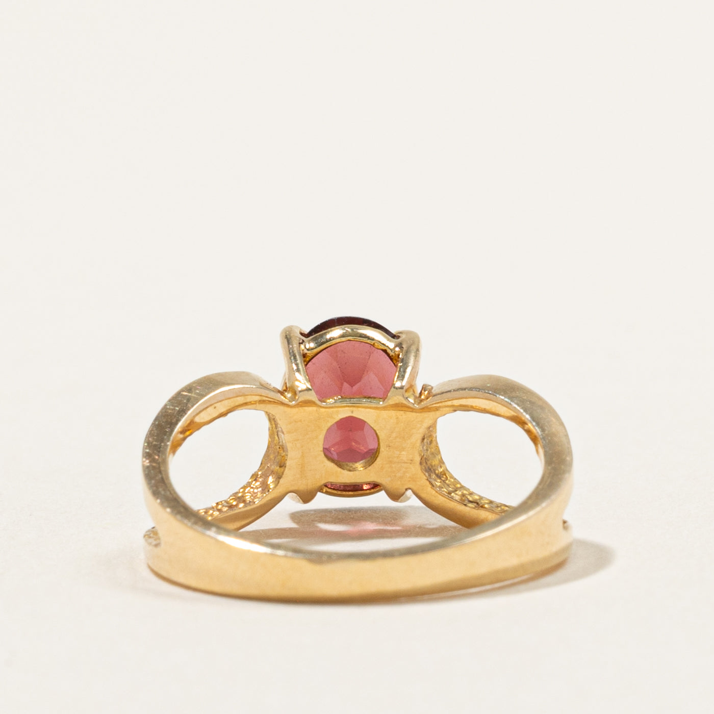 14k Solitaire Oval Cut Garnet Open Shank Ring | 2.00ct | SZ 4.25