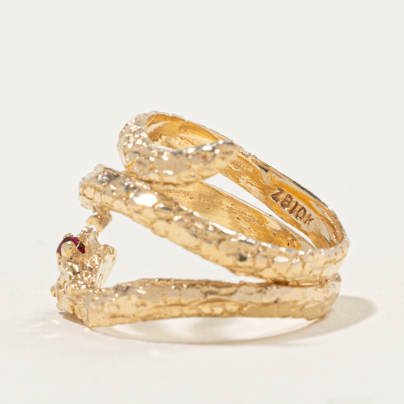 10k Synthetic Ruby Accented Textured Snake Ring | 0.06ctw | SZ 5