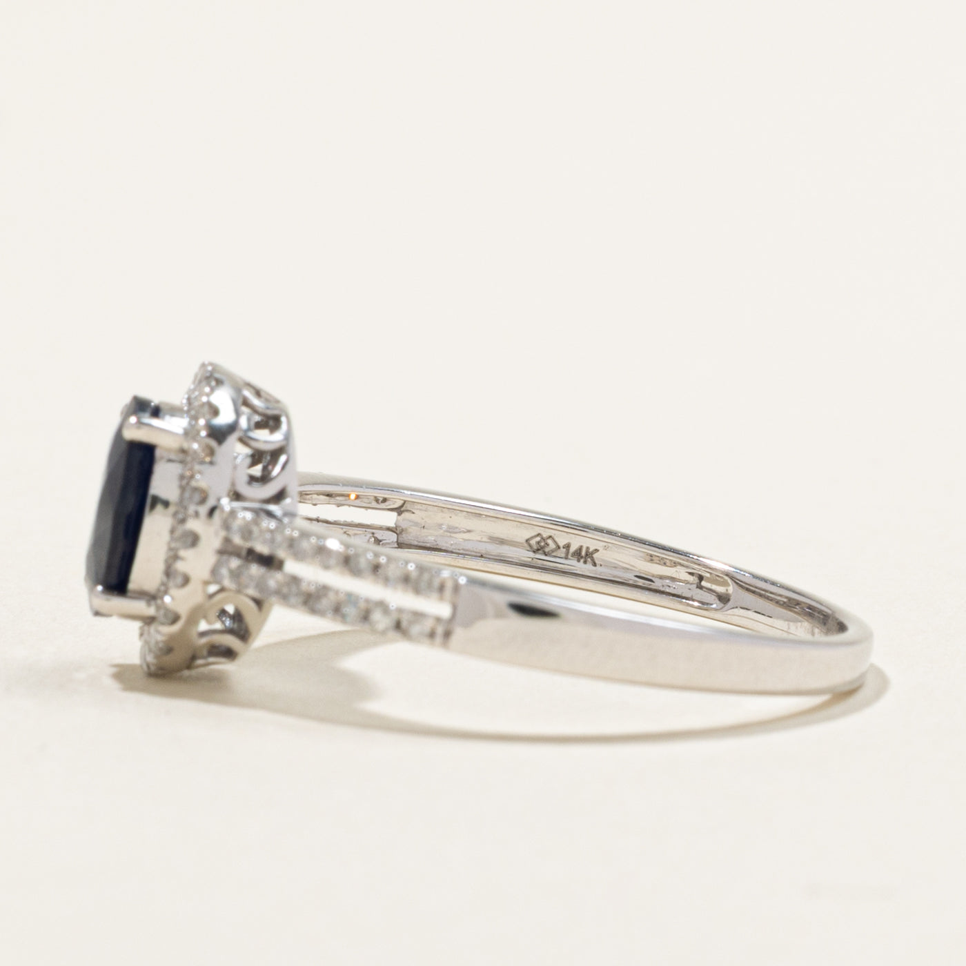 14k Oval Cut Sapphire & Diamond Halo Ring | 1.06ct, 0.26ctw | SZ 11