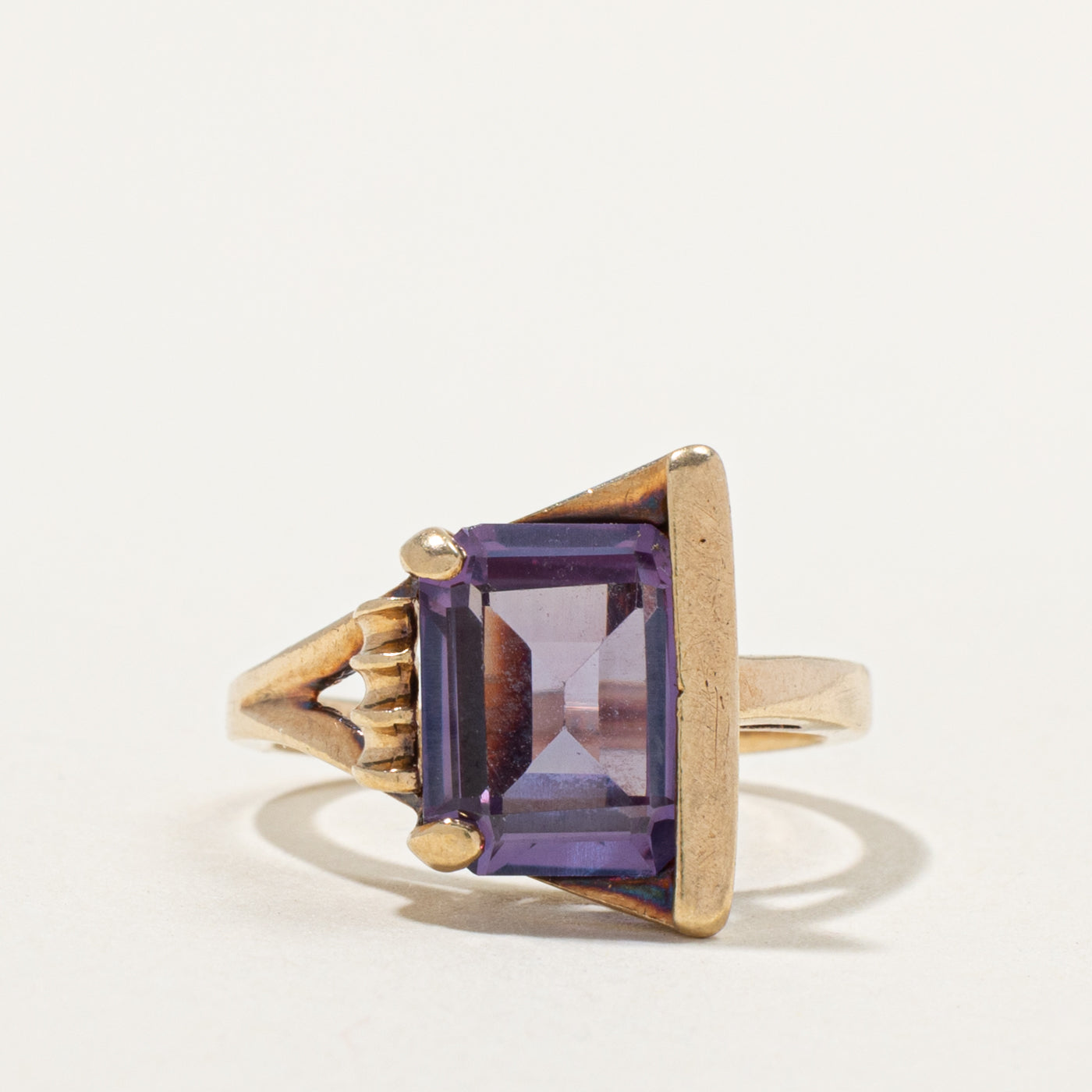 10k Synthetic Sapphire Grooved Geometric Cocktail Ring | 3.50ct | SZ 5.5