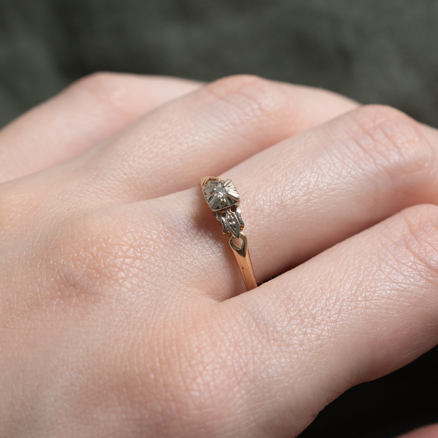 14k Illusion Set Diamond Engraved Ring | SZ 8.25