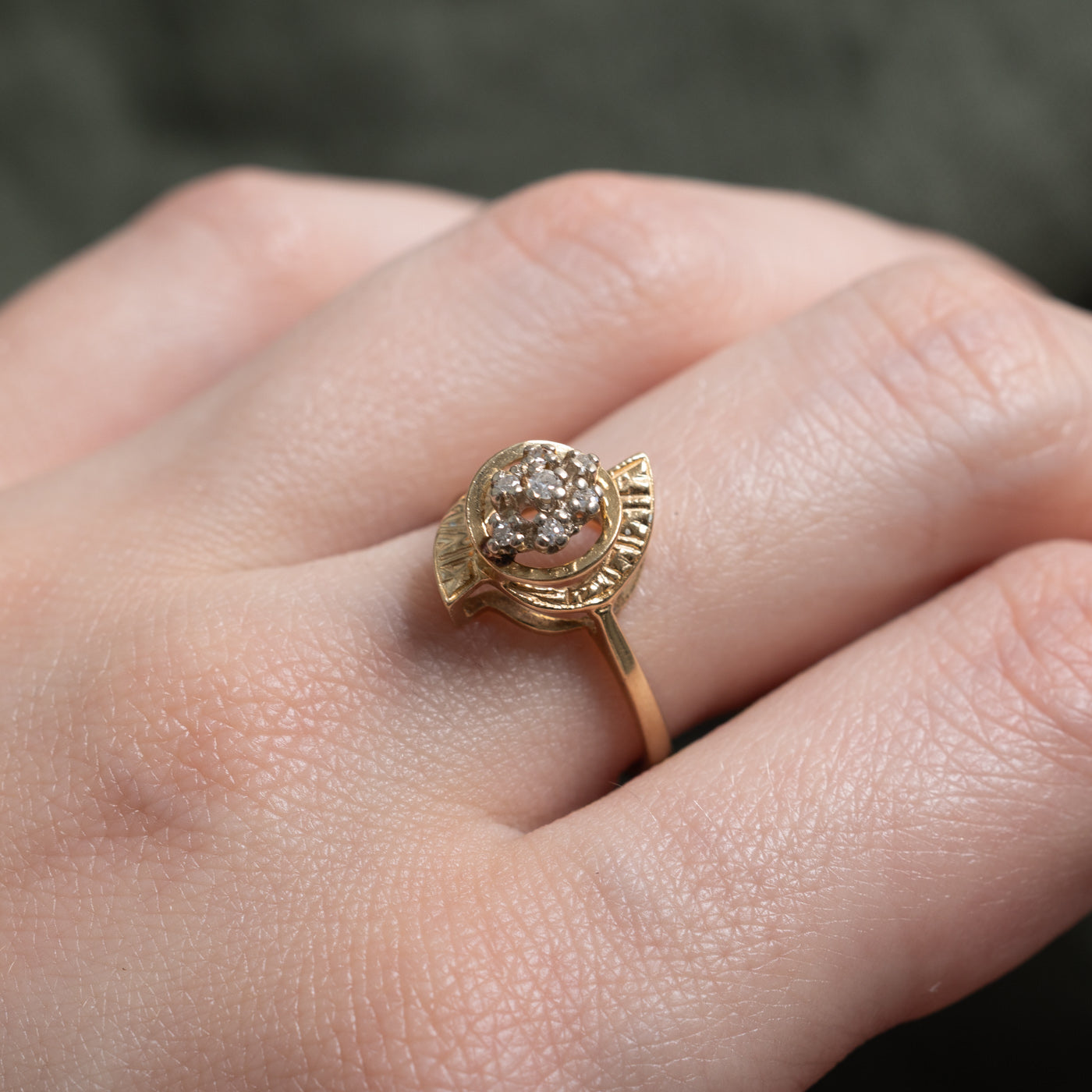 14k Diamond Cluster Textured Ring | SZ 6.75