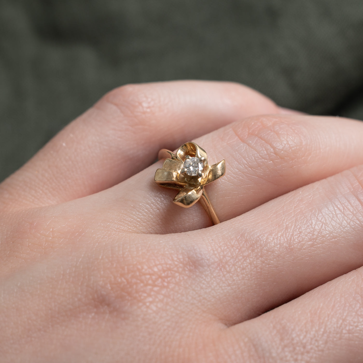 14k Diamond Bow Ring | SZ 5.25