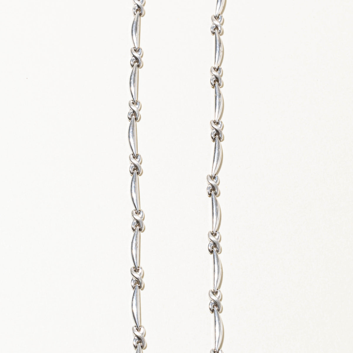 10k White Gold Infinity & Bar Link Chain | 4.25mm | 16"