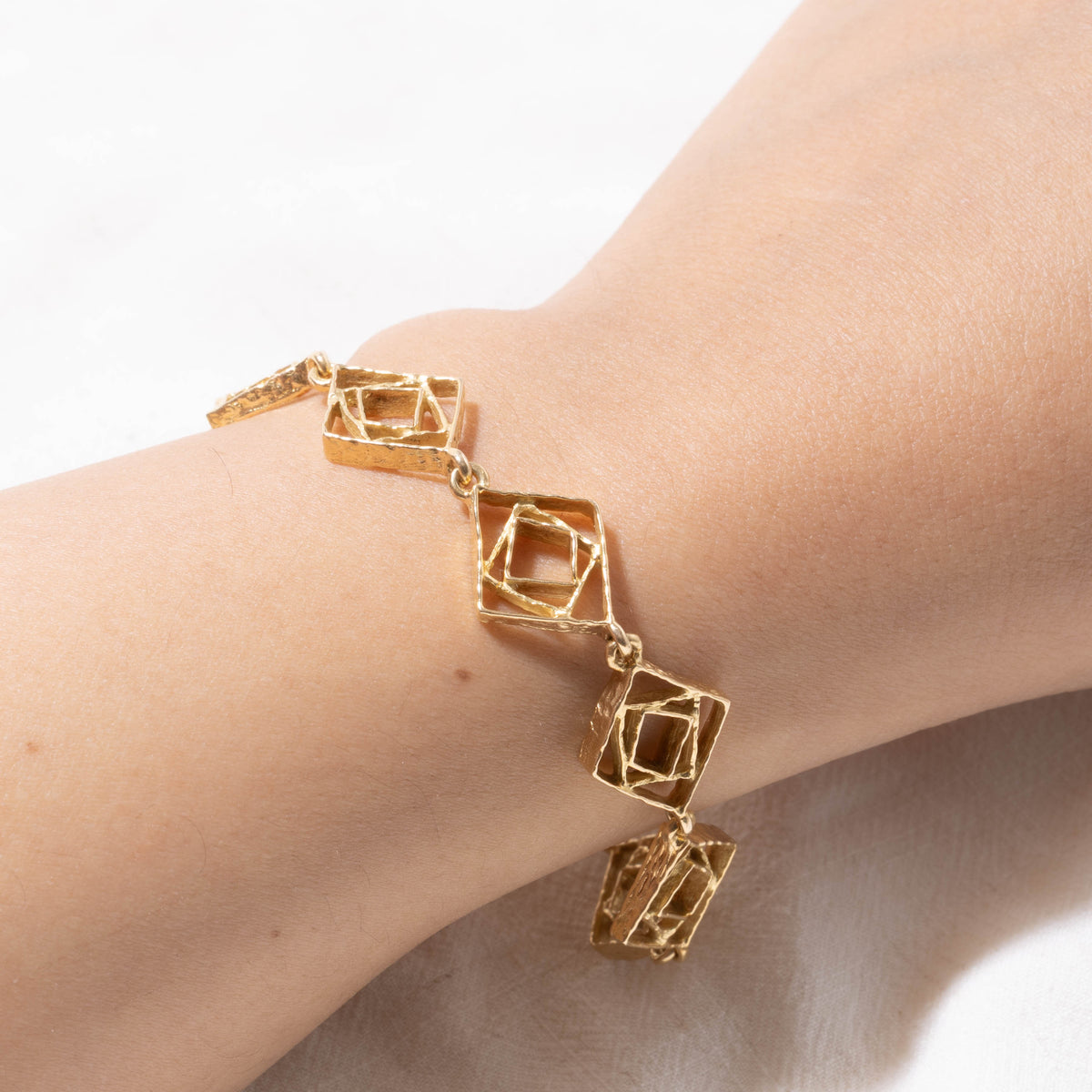 'Cavelti' Yellow Gold Openwork Geometric Bracelet | 7.5"