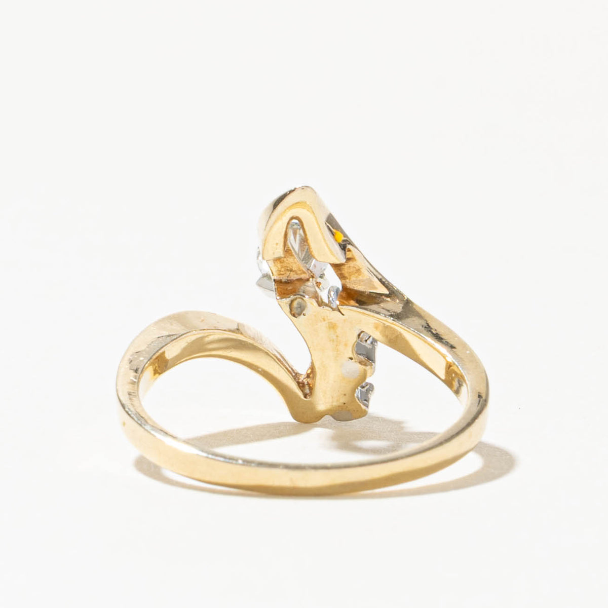 14k Diamond Accented Abstract Bypass Ring | 0.24ctw | SZ 7