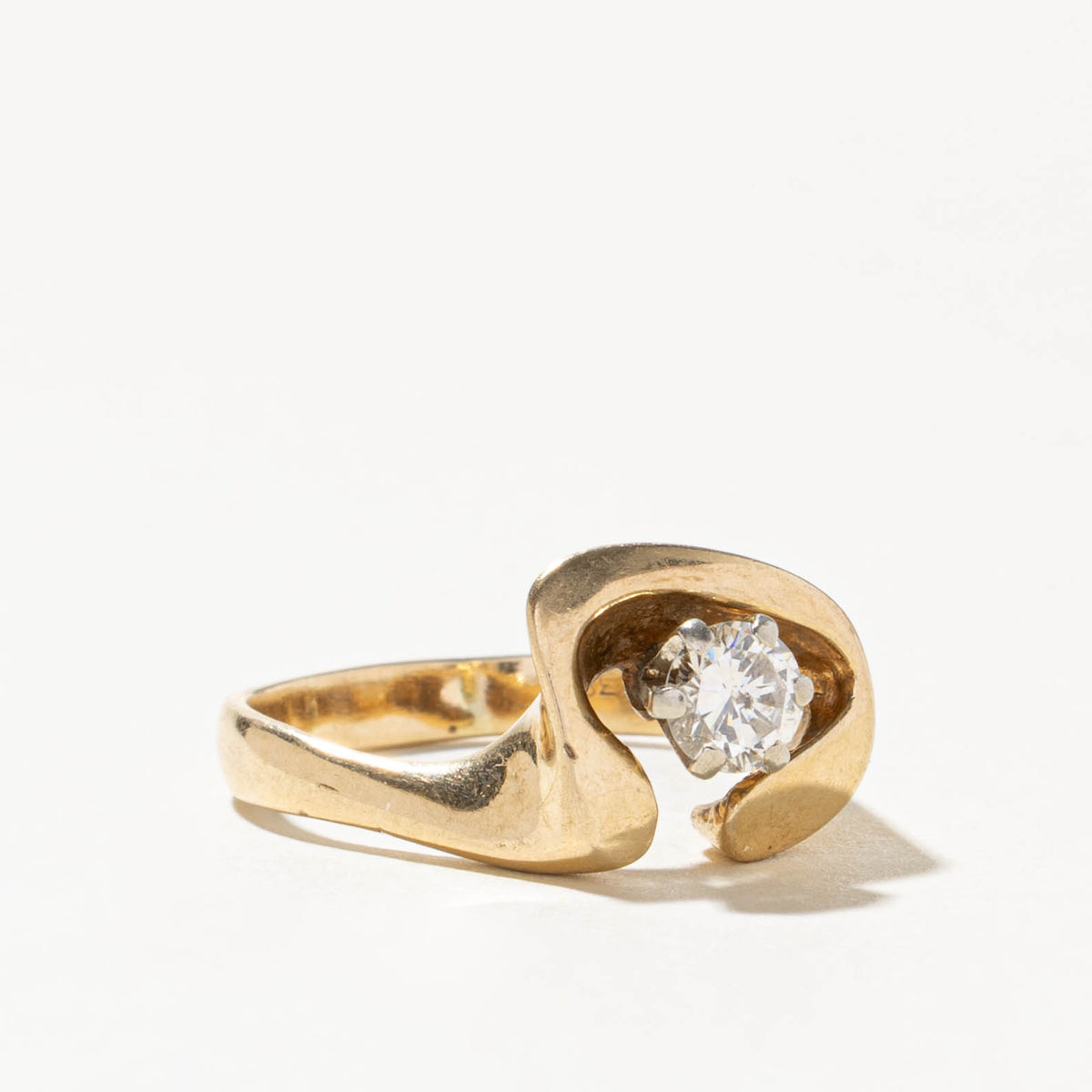14k Solitaire Diamond Abstract Bypass Ring | 0.50ct SI1 L | SZ 8.25