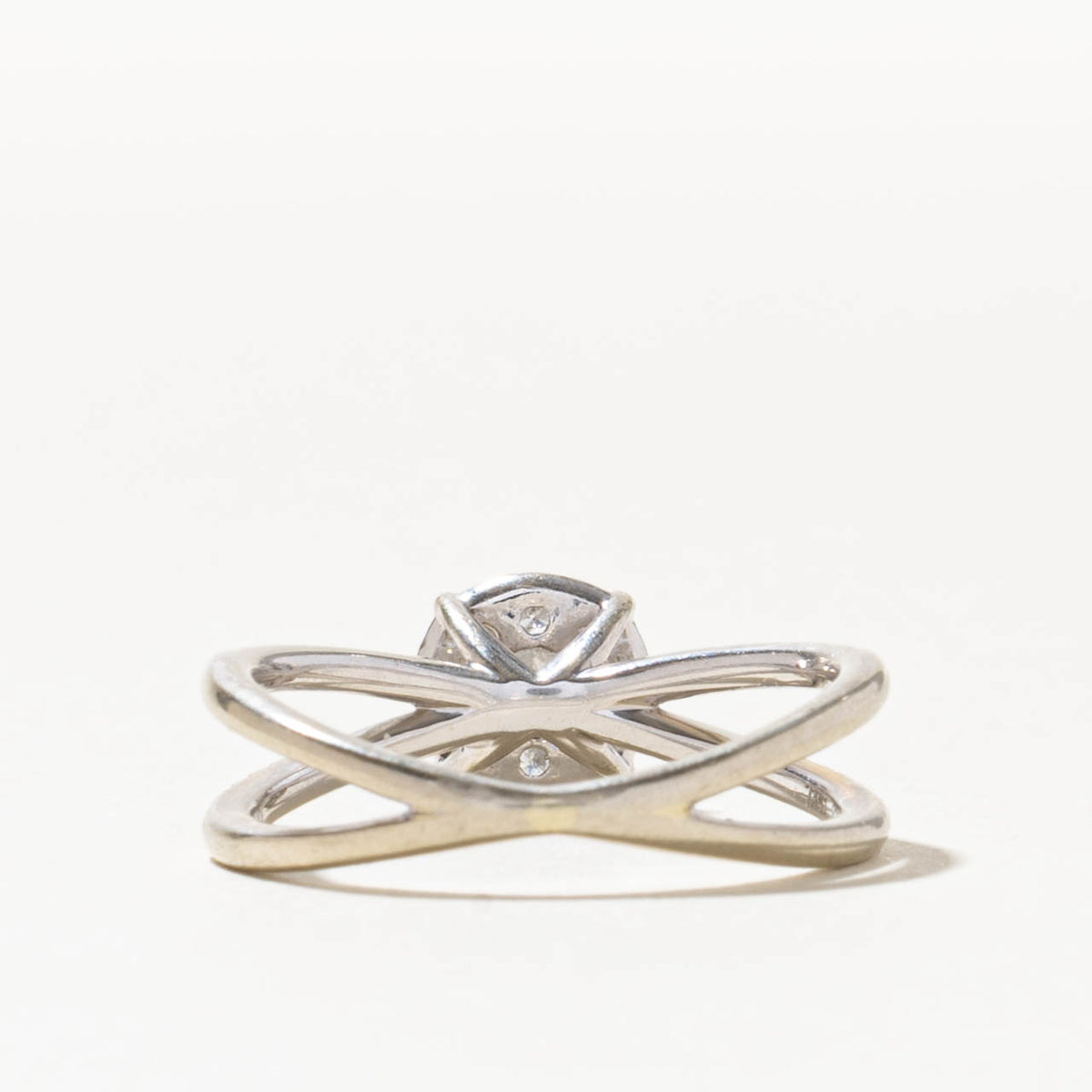 10k Illusion Set Diamond Accented Crossover Ring | 0.65ctw | SZ 7.5