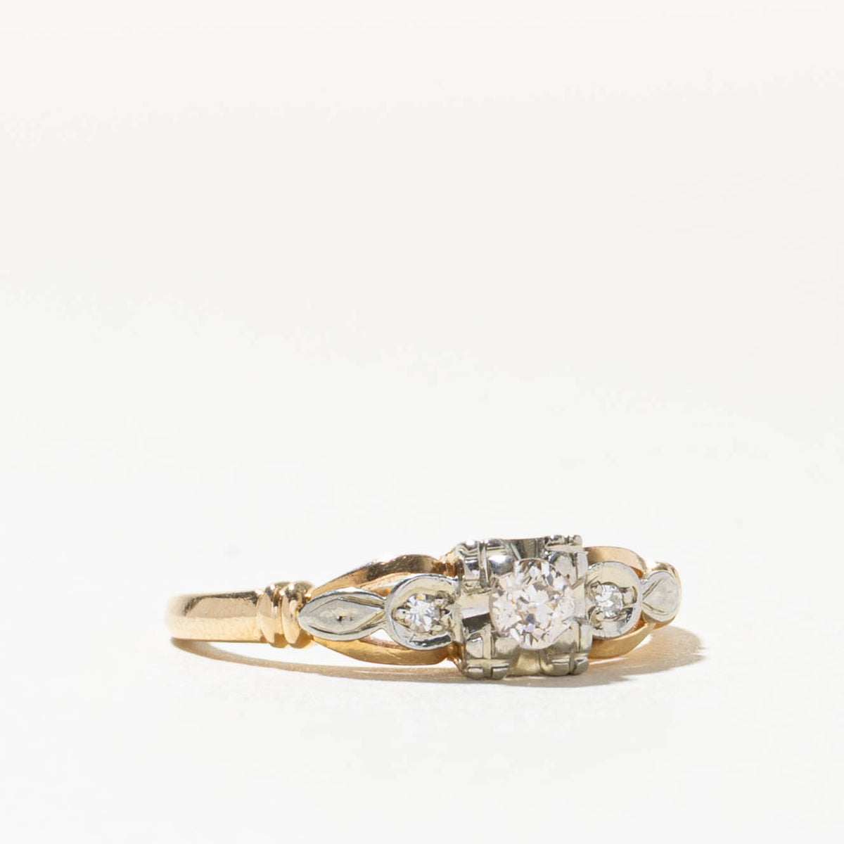 Two Tone Illusion Set Old European Cut Diamond Textured Ring | 0.16ctw | SZ 6.25