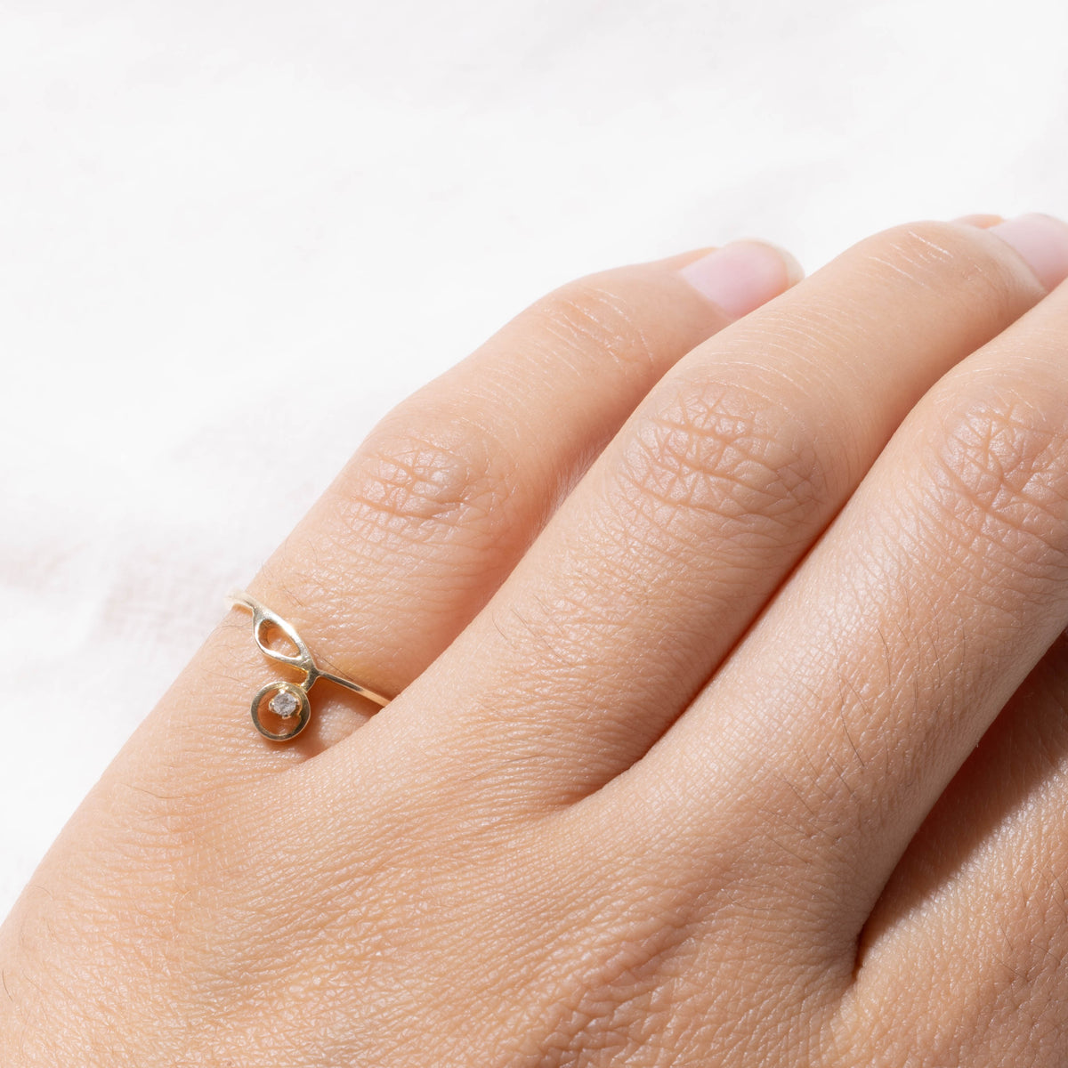 14k Diamond Openwork Geometric Bypass Ring | SZ 4.25