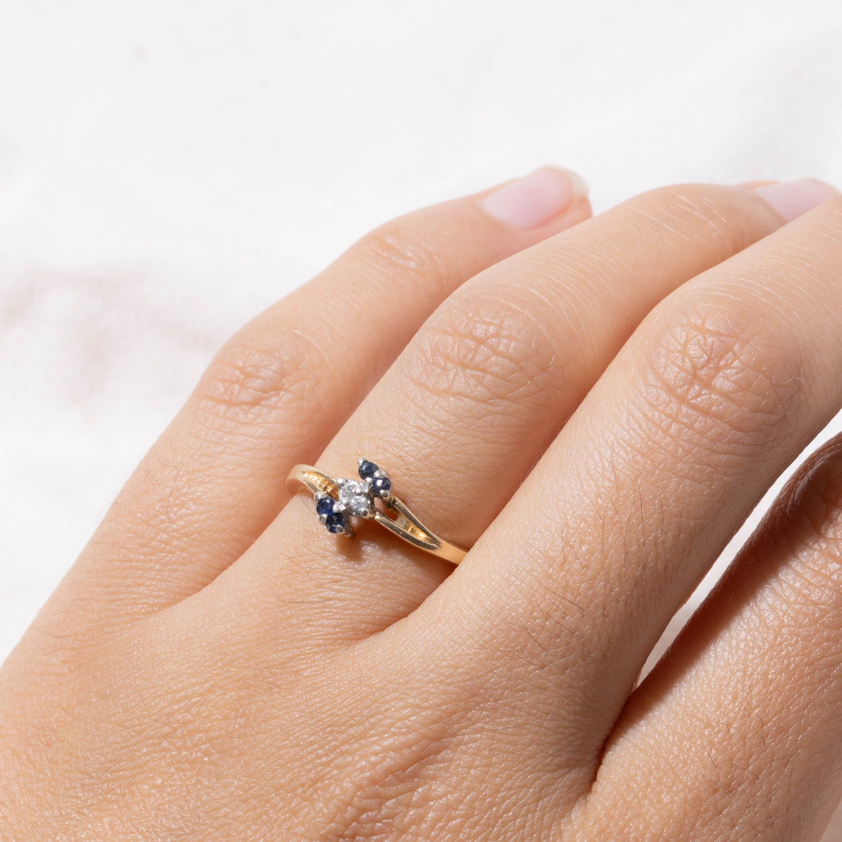 14k Diamond & Sapphire Cluster Bypass Ring | SZ 6