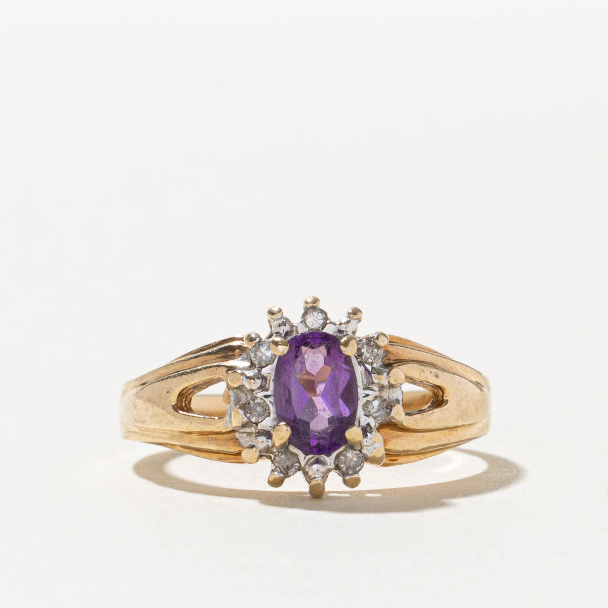 10k Amethyst & Diamond Petal Halo Grooved Ring | SZ 6