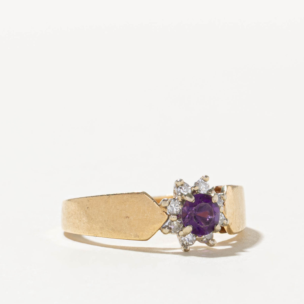 14k Round Cut Amethyst & Diamond Halo Floral Ring | SZ 6