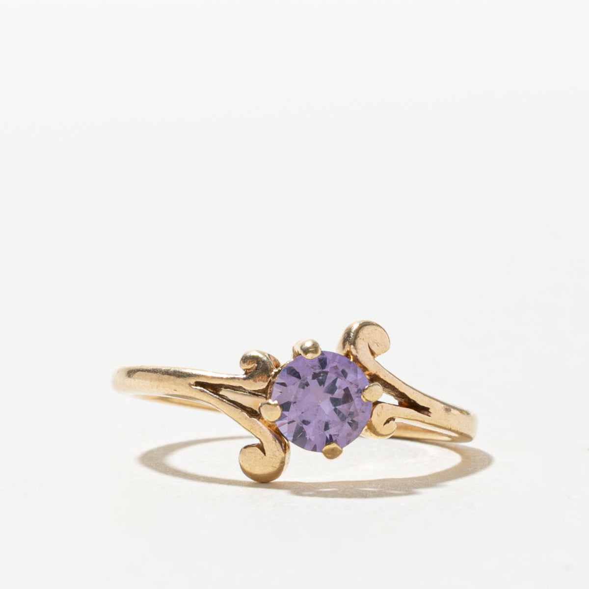 10k Solitaire Synthetic Sapphire Scrollwork Bypass Ring | SZ 6