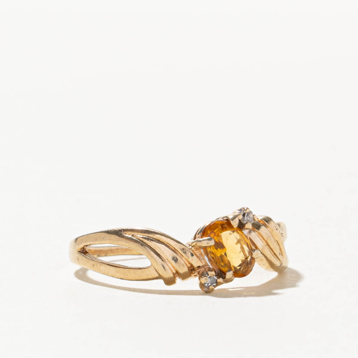 10k Citrine & Diamond Accented Grooved Bypass Ring | SZ 8.5