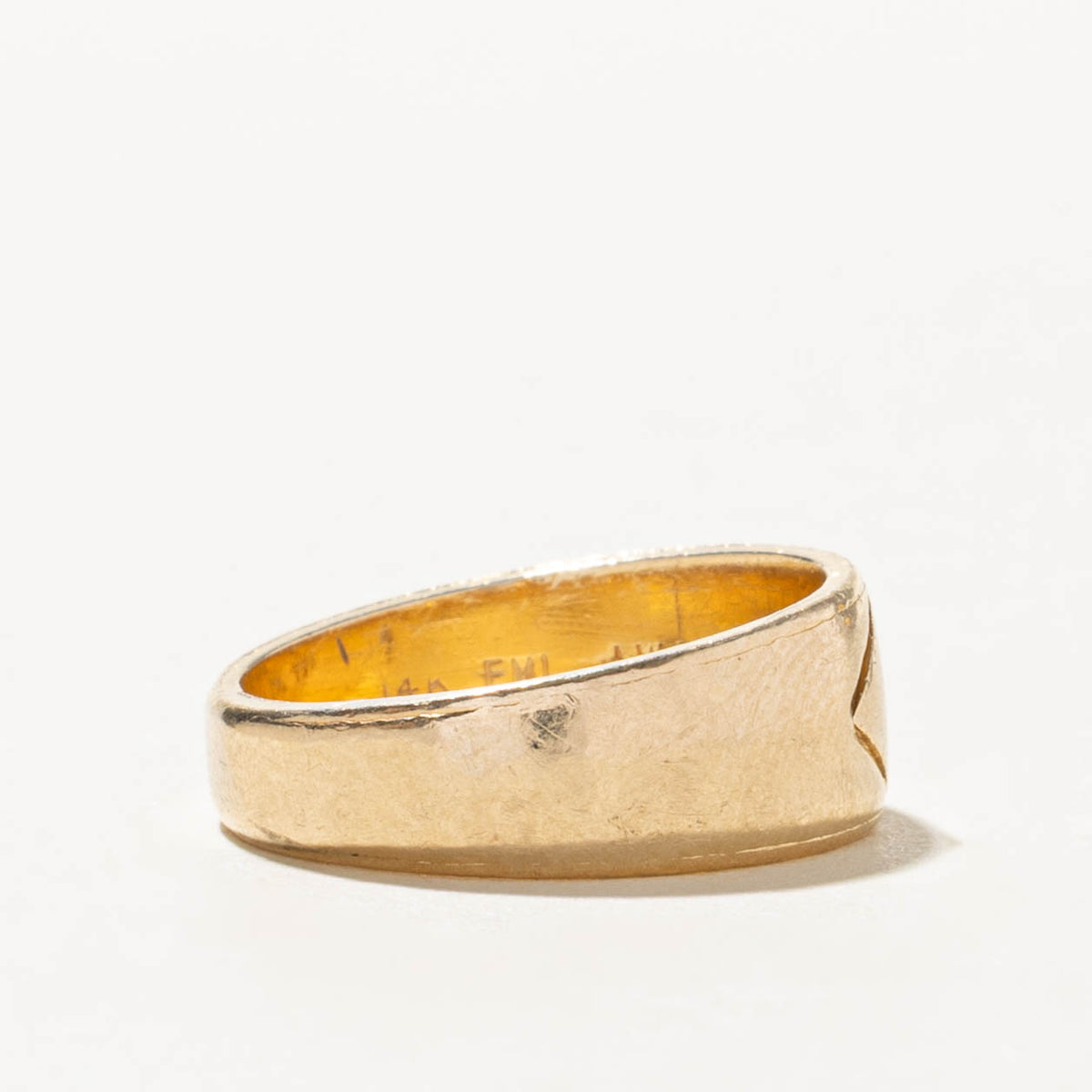 14k Star Set Diamond Engraved Band | 7.00mm | SZ 5.5