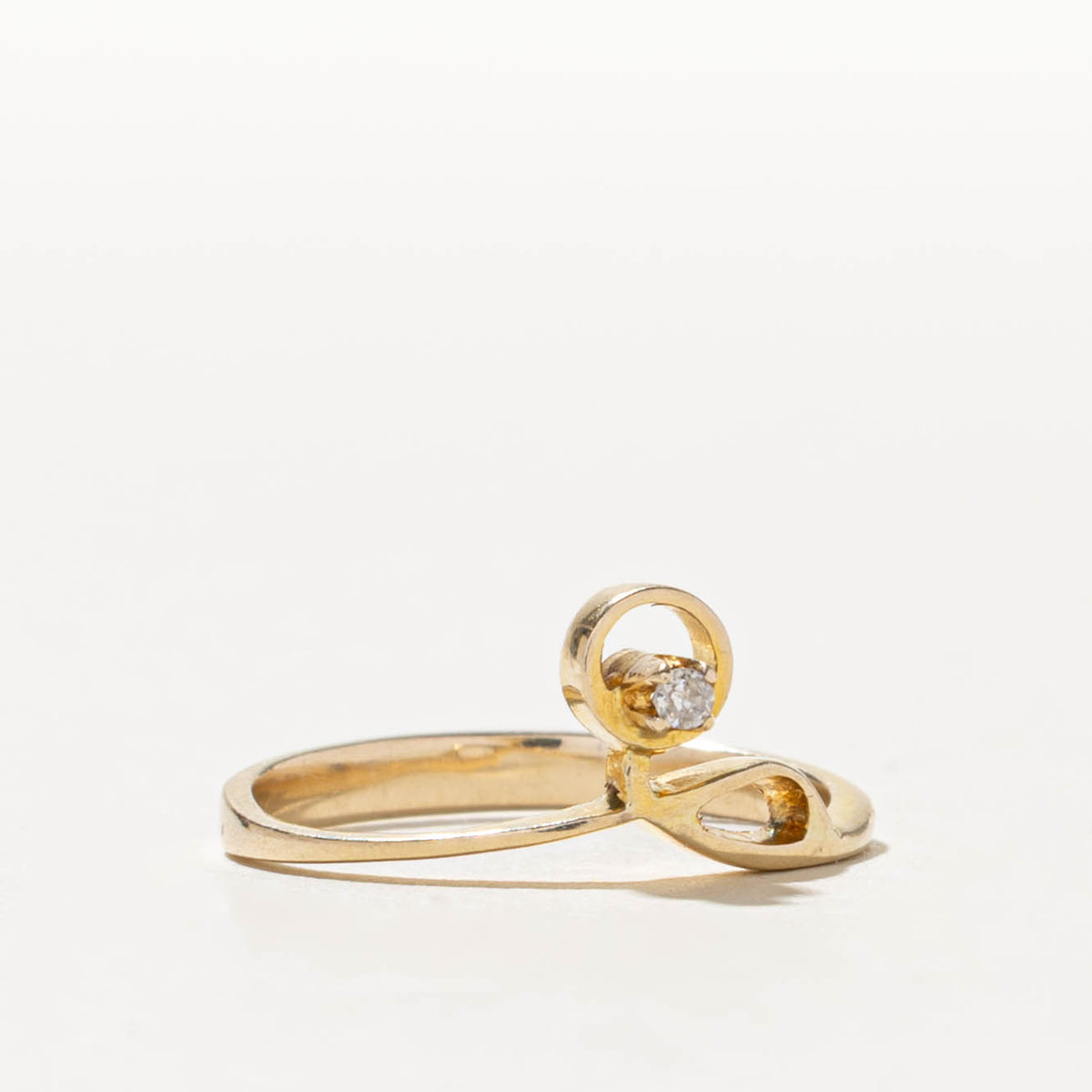 14k Diamond Openwork Geometric Bypass Ring | SZ 4.25
