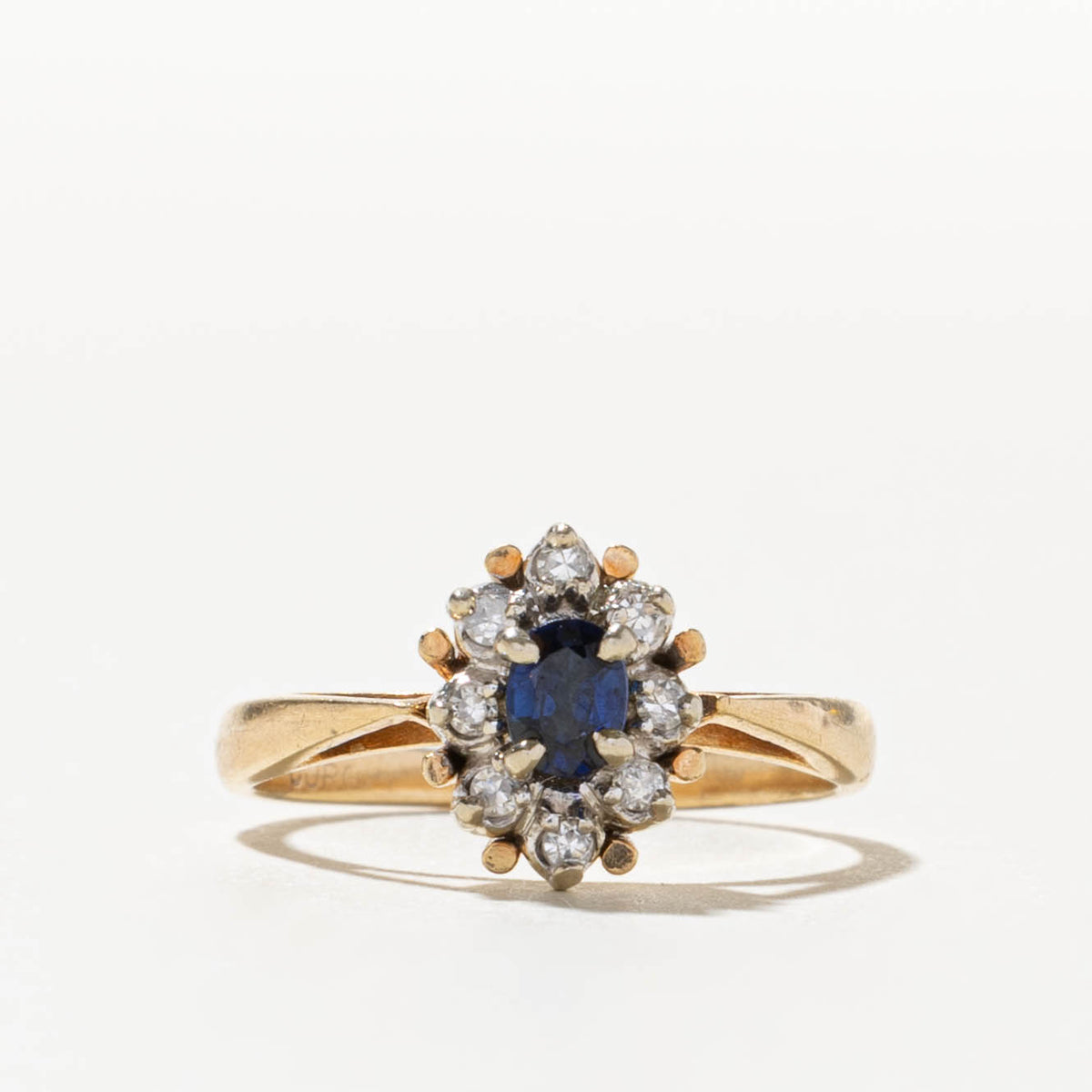 10k Oval Cut Sapphire & Diamond Petal Halo Ring | SZ 4.25