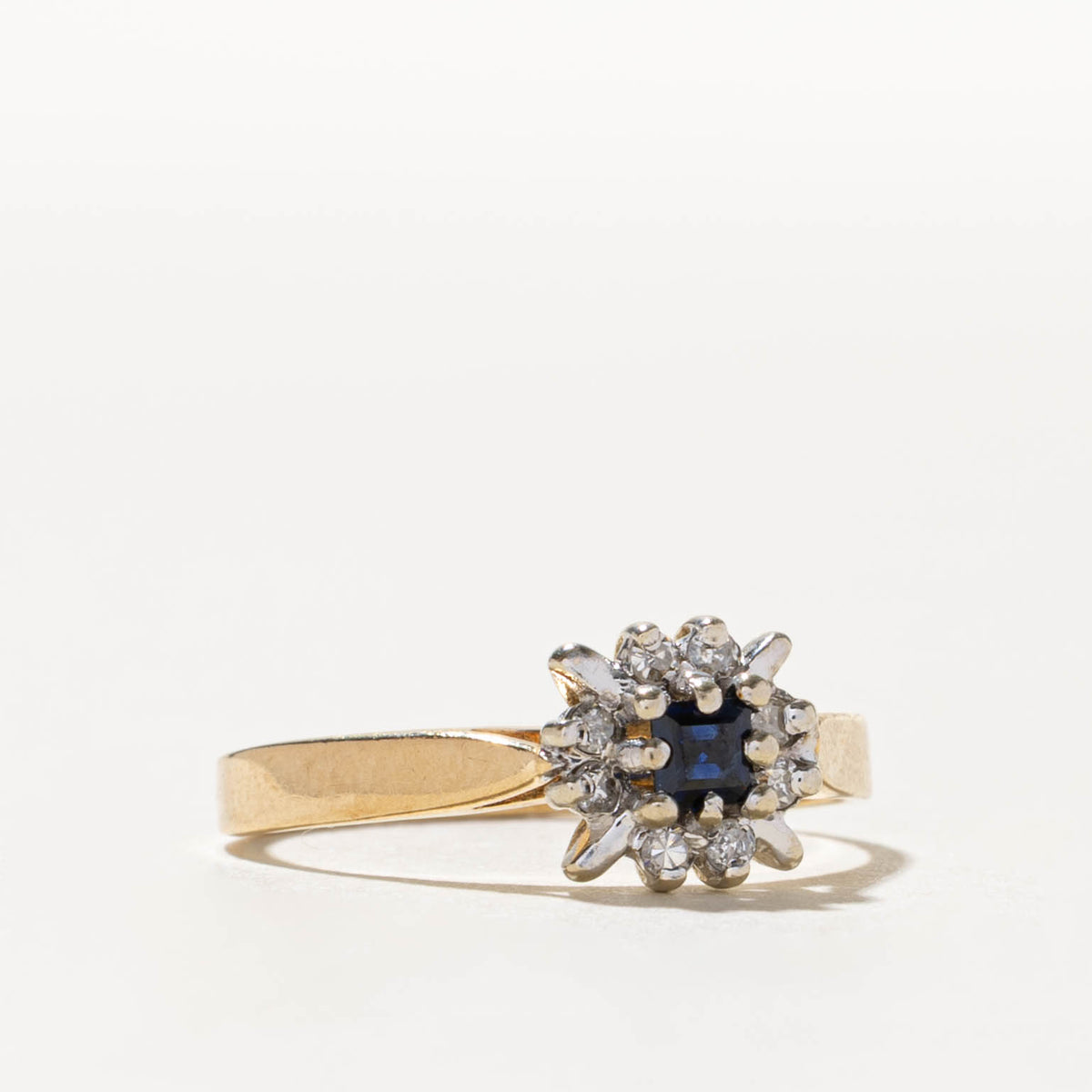 14k Square Cut Sapphire & Diamond Petal Halo Ring | SZ 6.25