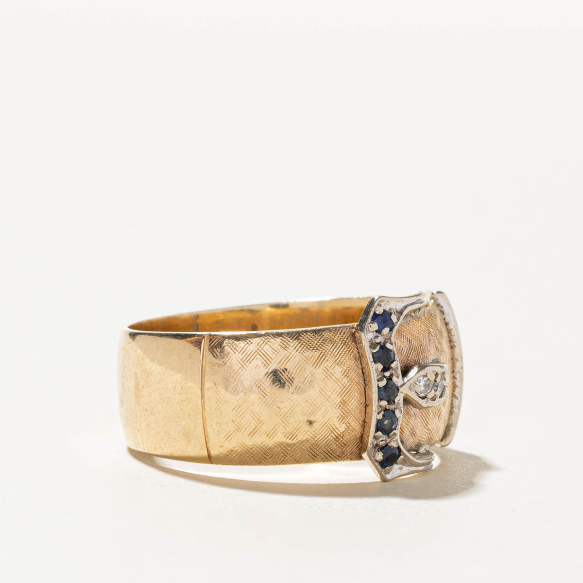 14k Diamond & Sapphire Accented Textured Buckle Ring | SZ 10.5