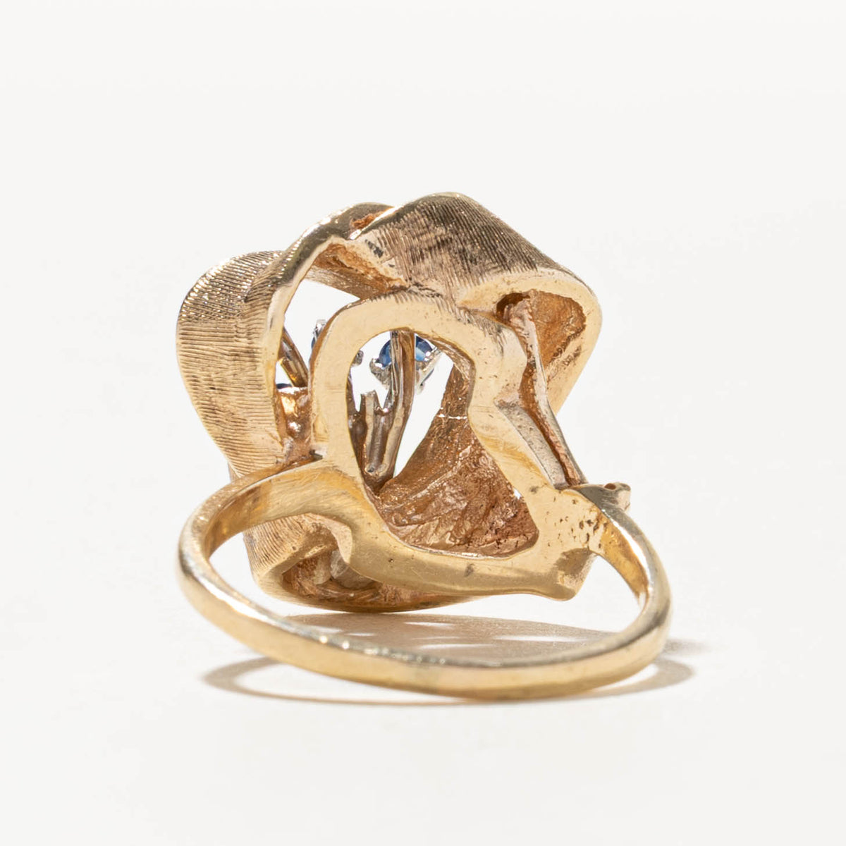 14k Scattered Sapphire Textured Floral Cocktail Ring | SZ 6.25