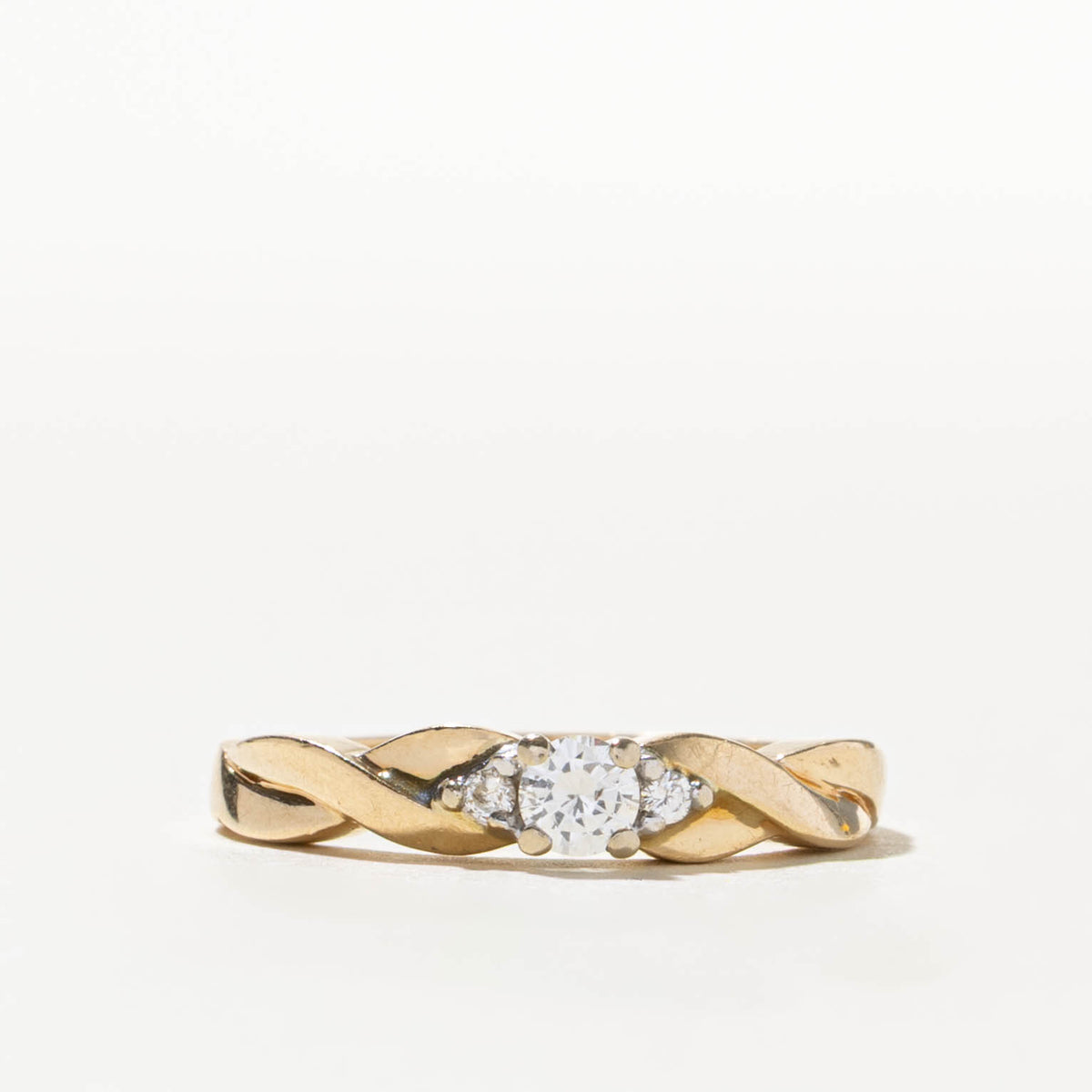 'Birks' Three Stone Diamond Twisted Ring | 0.19ctw | SZ 8