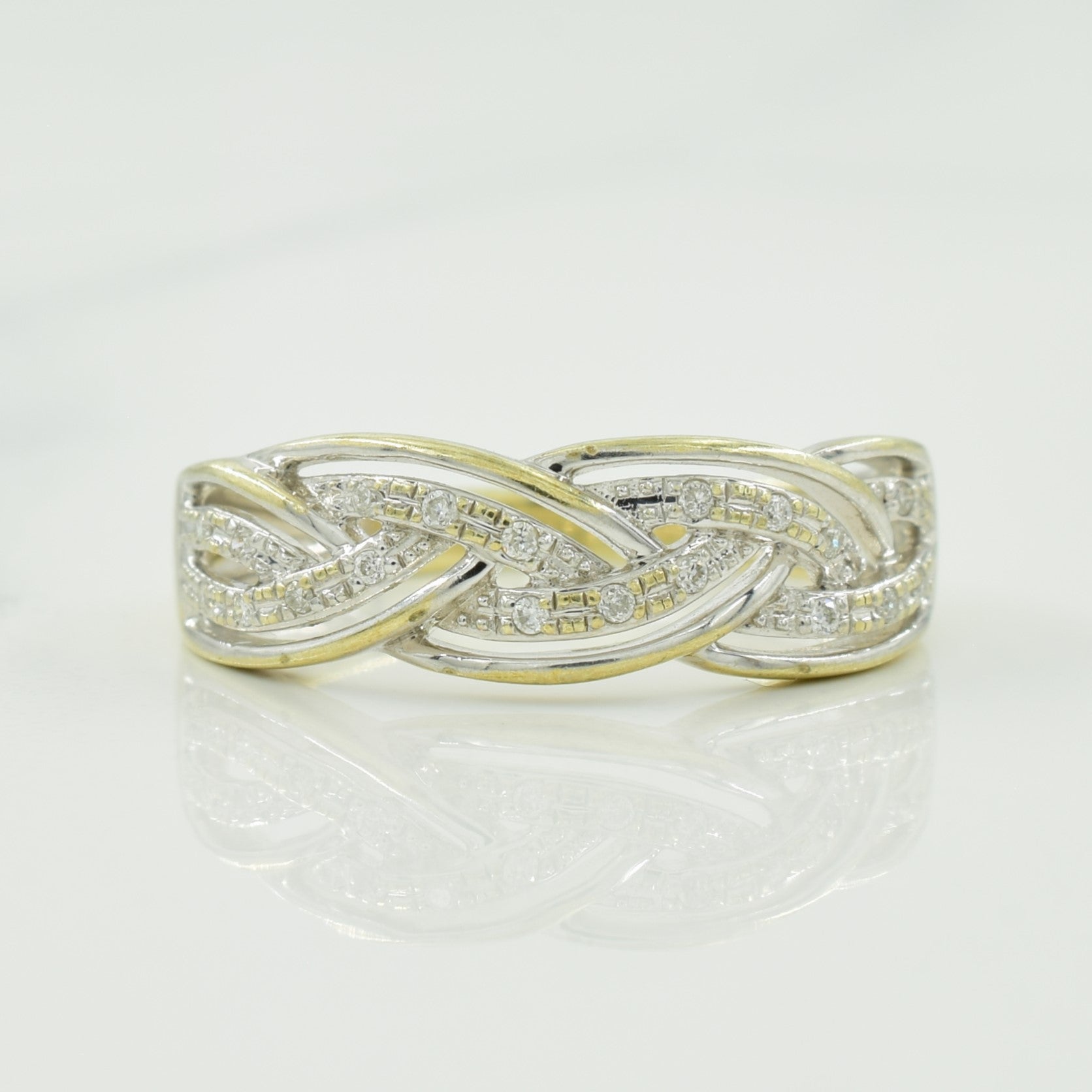 Criss Cross Diamond Ring | 0.08ctw | SZ 5.25 |