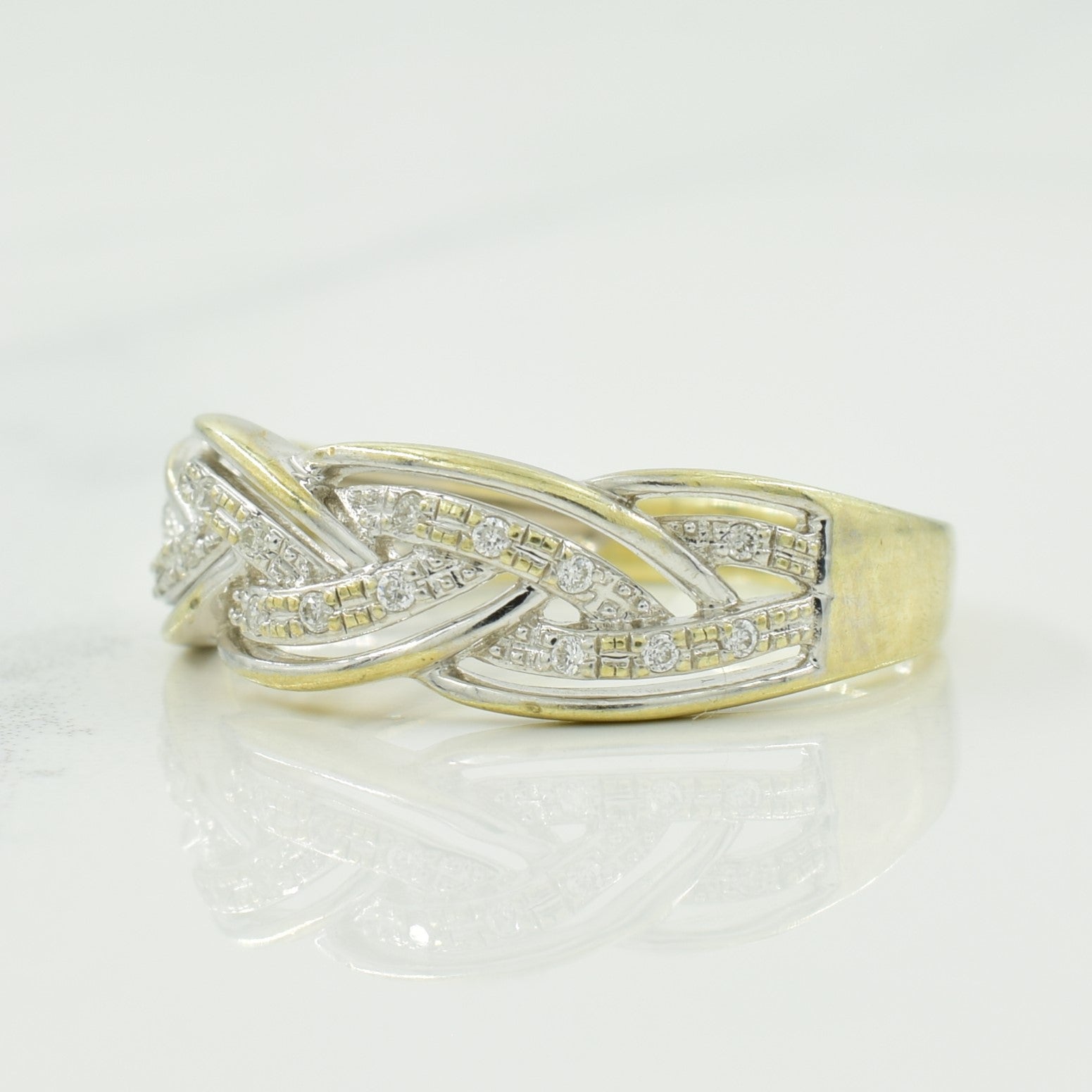 Criss Cross Diamond Ring | 0.08ctw | SZ 5.25 |