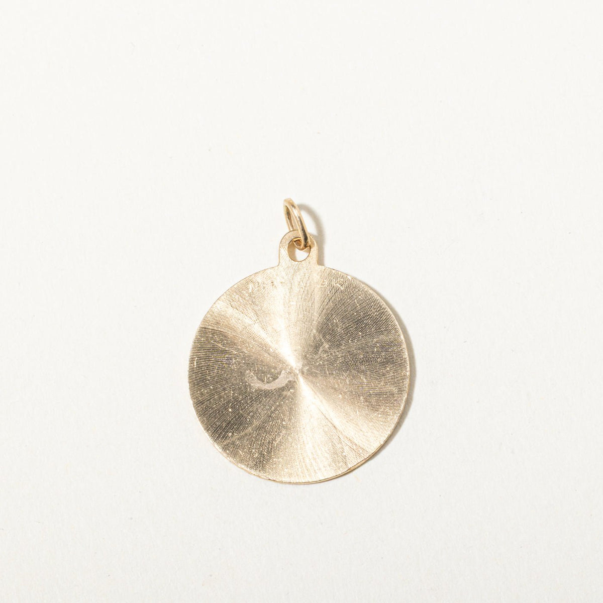 14k Yellow Gold Diamond-Cut Cancer Star Zodiac Circle Pendant