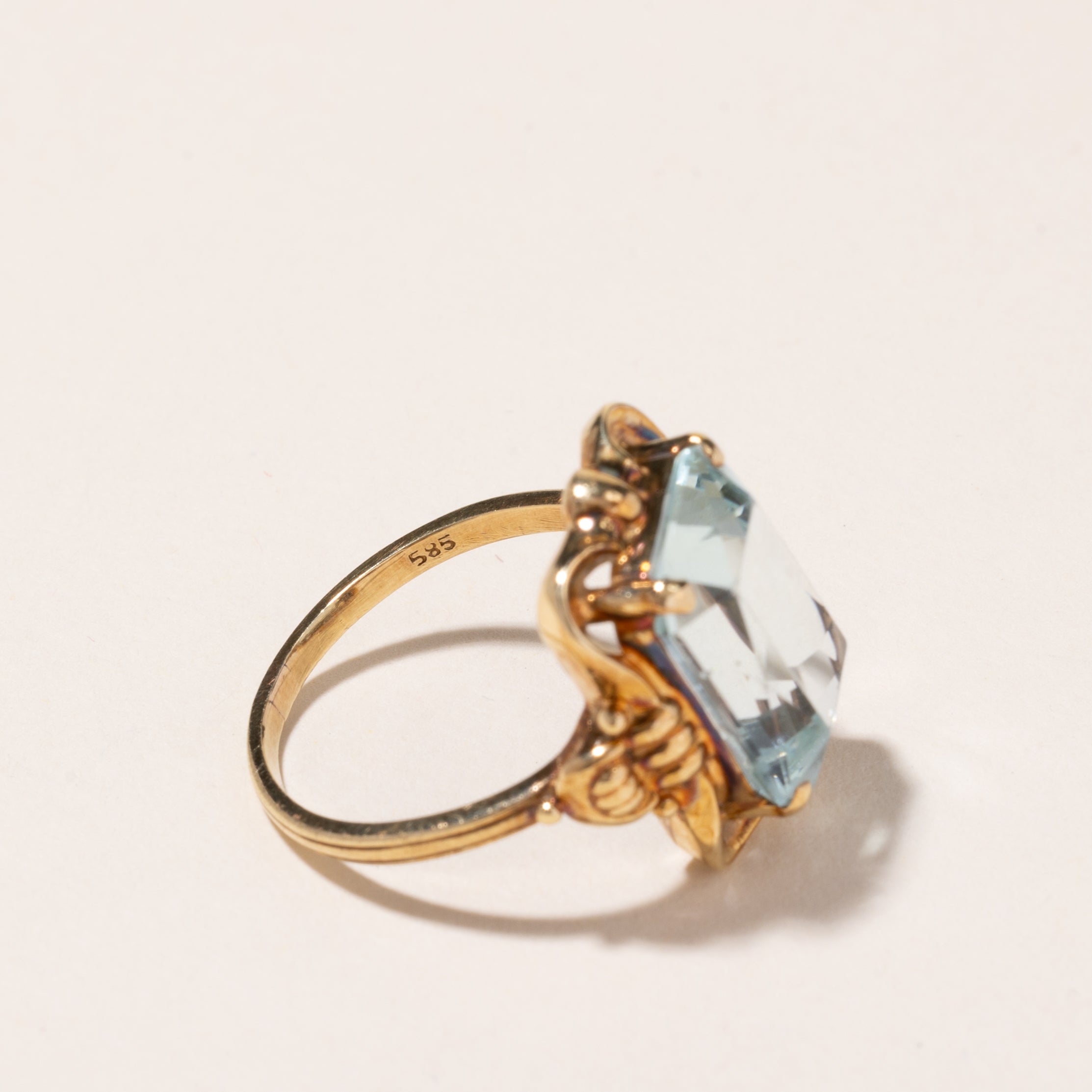 Bague en or jaune 14 carats et aigue-marine | 8,03 ct | Taille 6,5 