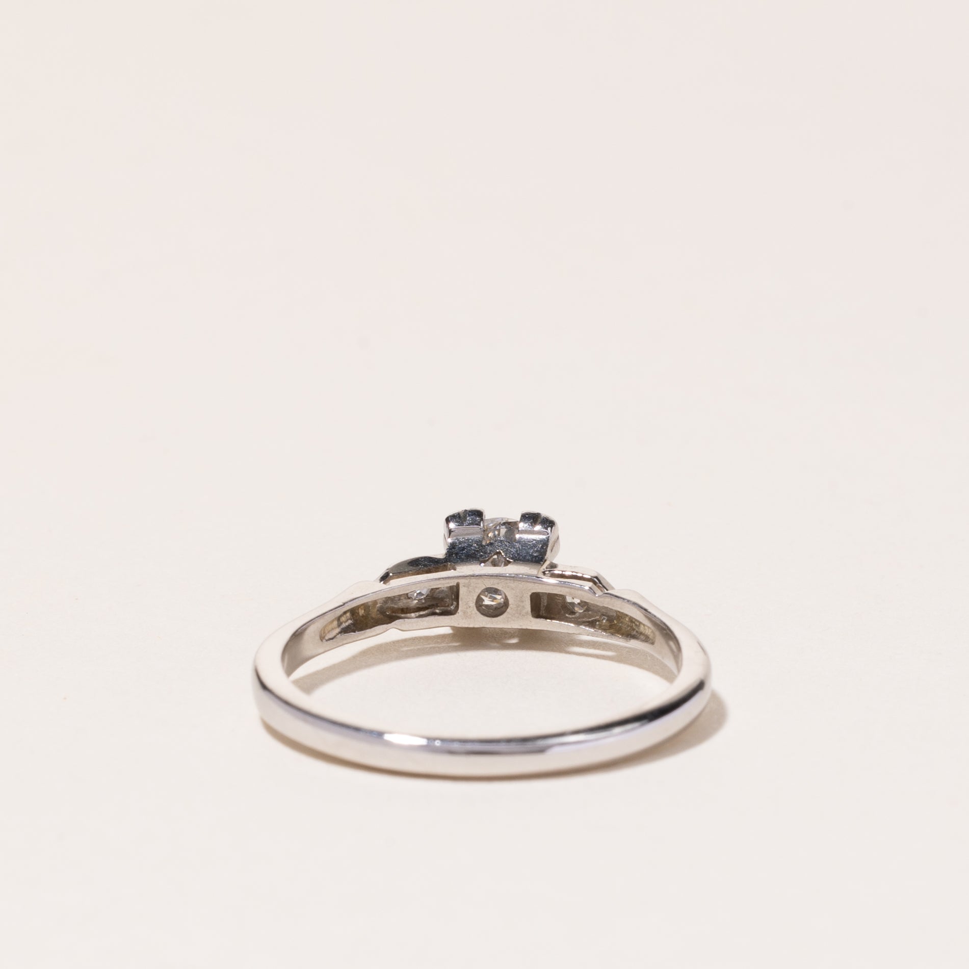 18k White Gold Diamond Ring | 0.32ctw | SZ 7.5