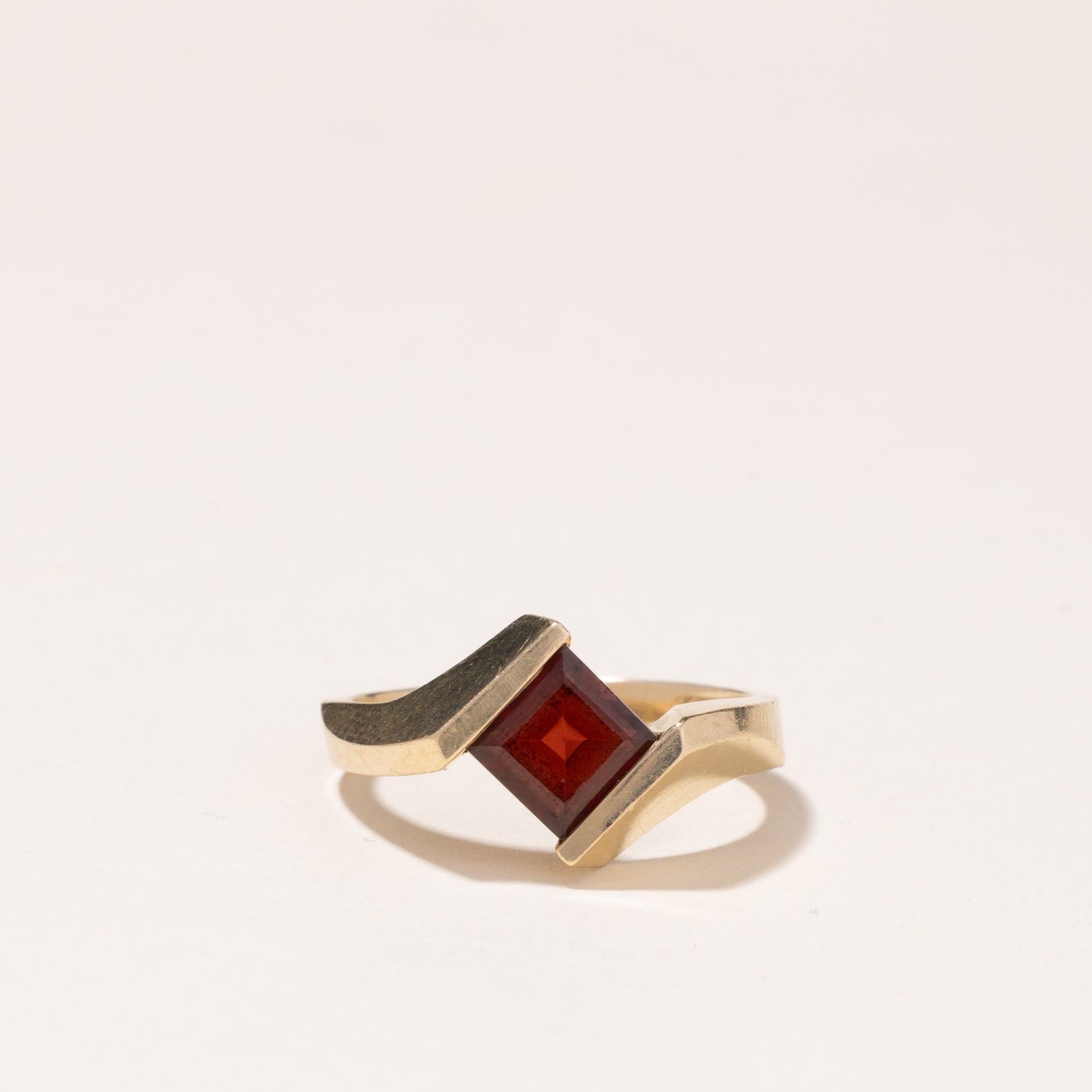 14k Yellow Gold Garnet Ring | 1.39ct | SZ 7