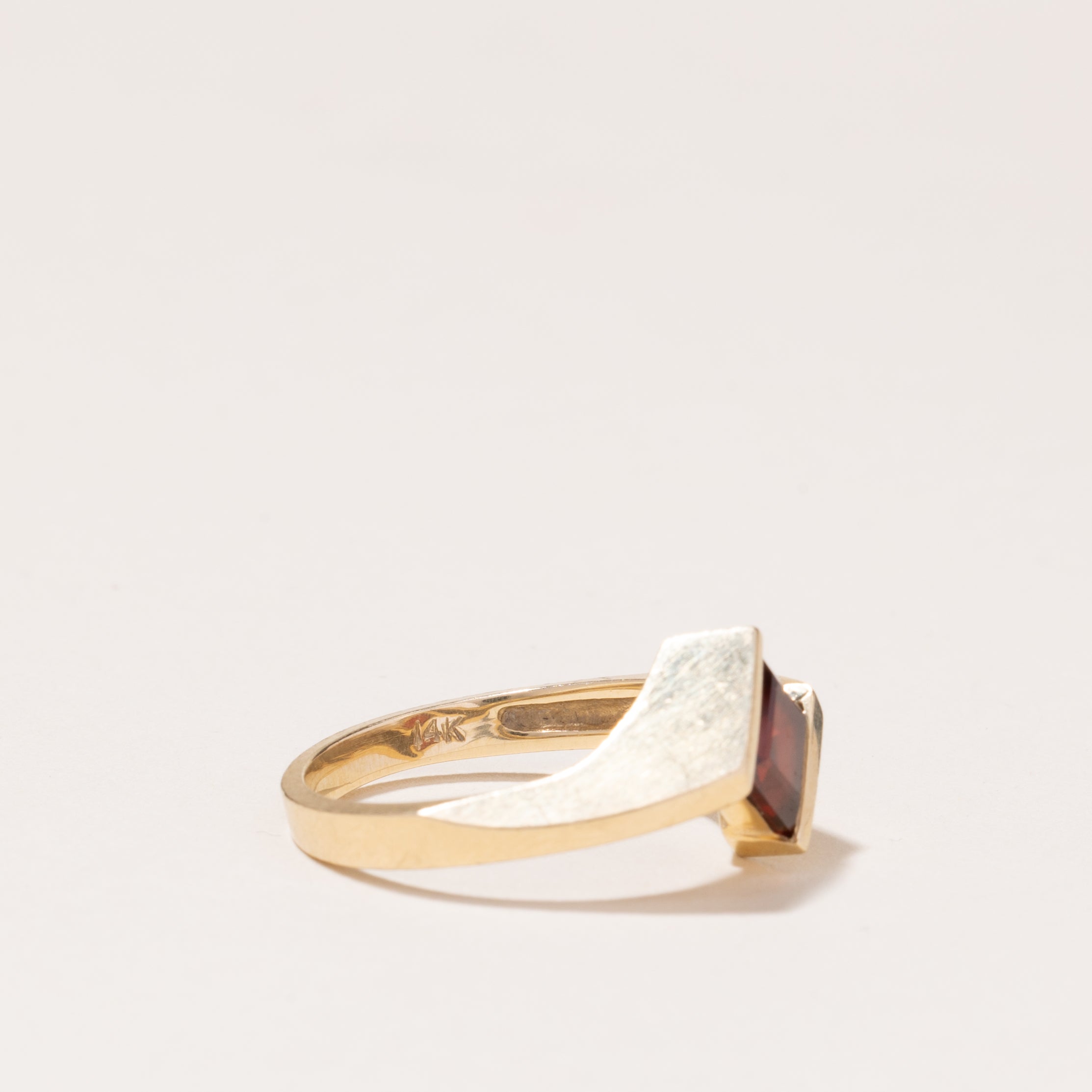 14k Yellow Gold Garnet Ring | 1.39ct | SZ 7