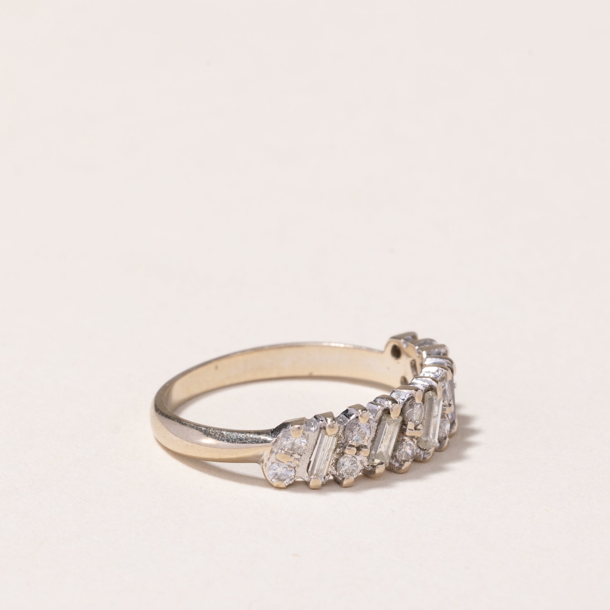 18k White Gold Diamond Ring | 0.70ctw | SZ 7.25