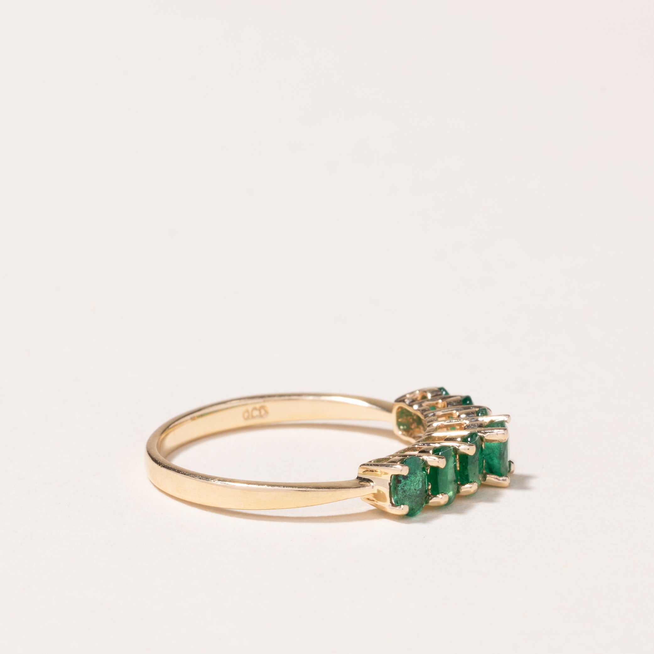 14k Yellow Gold Emerald Ring | 1.01ctw | SZ 7